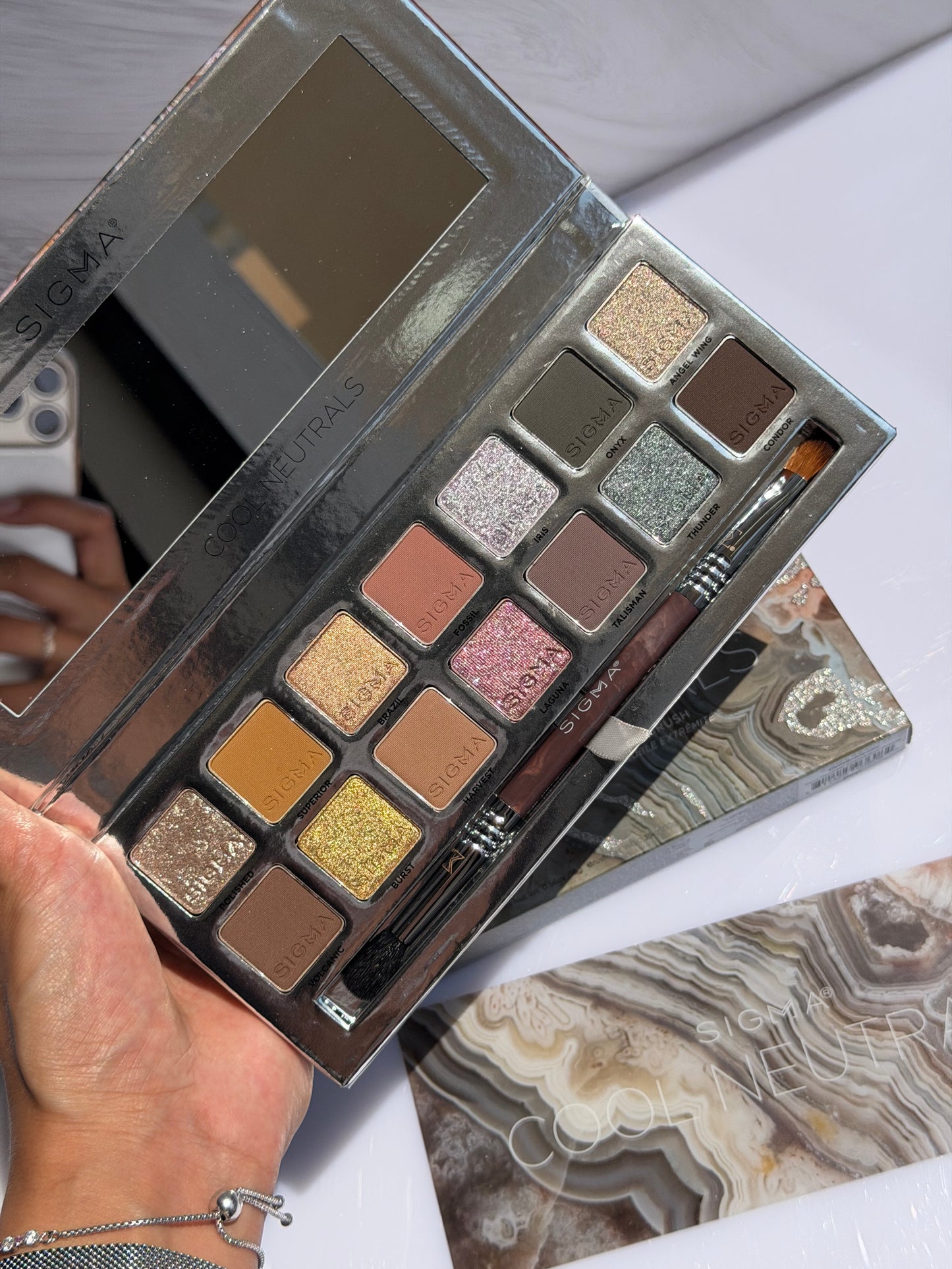 Sigma Beauty-Cool Neutrals Eyeshadow Palette