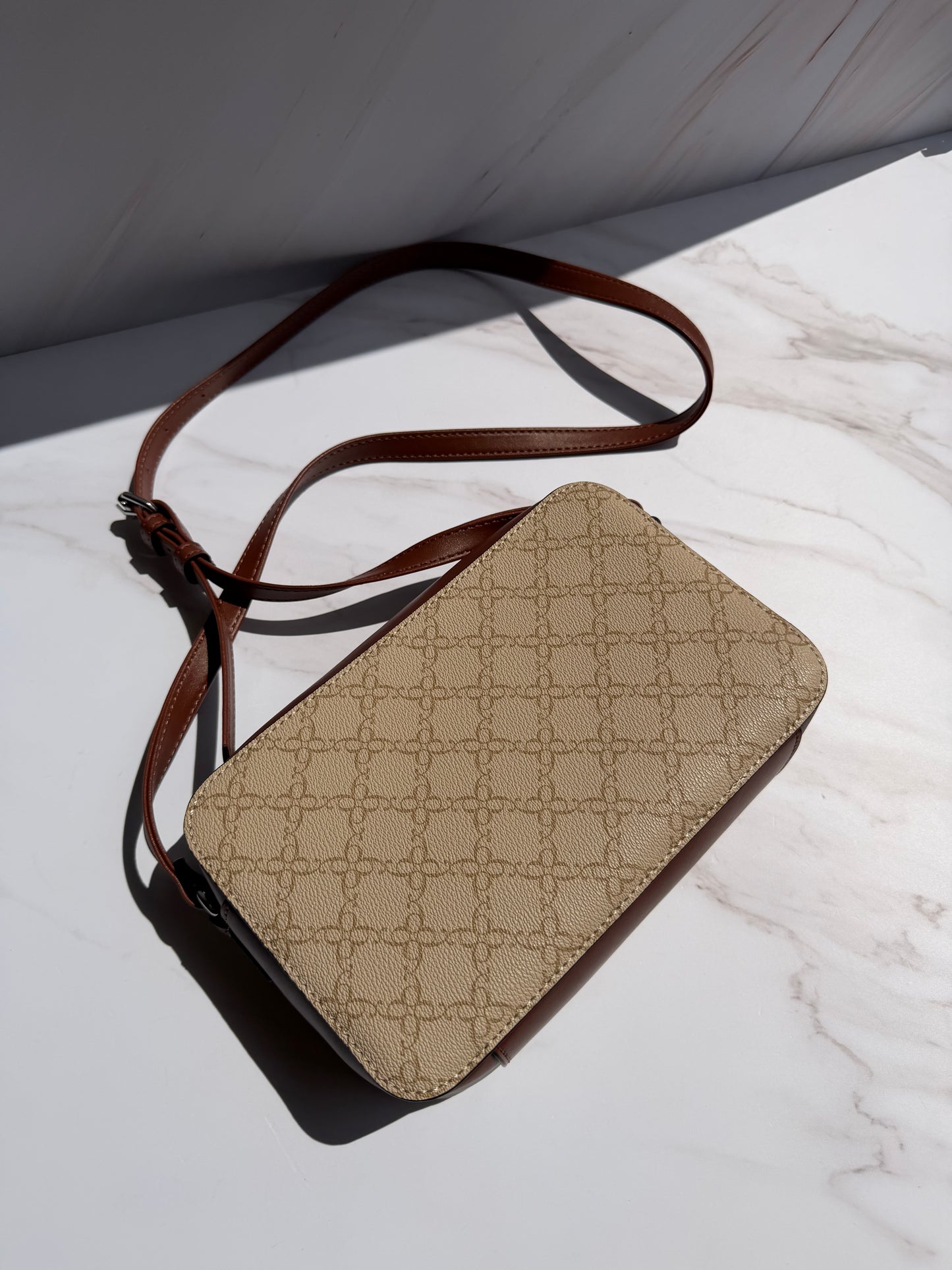Crossbody NINE WEST- Color Café chica