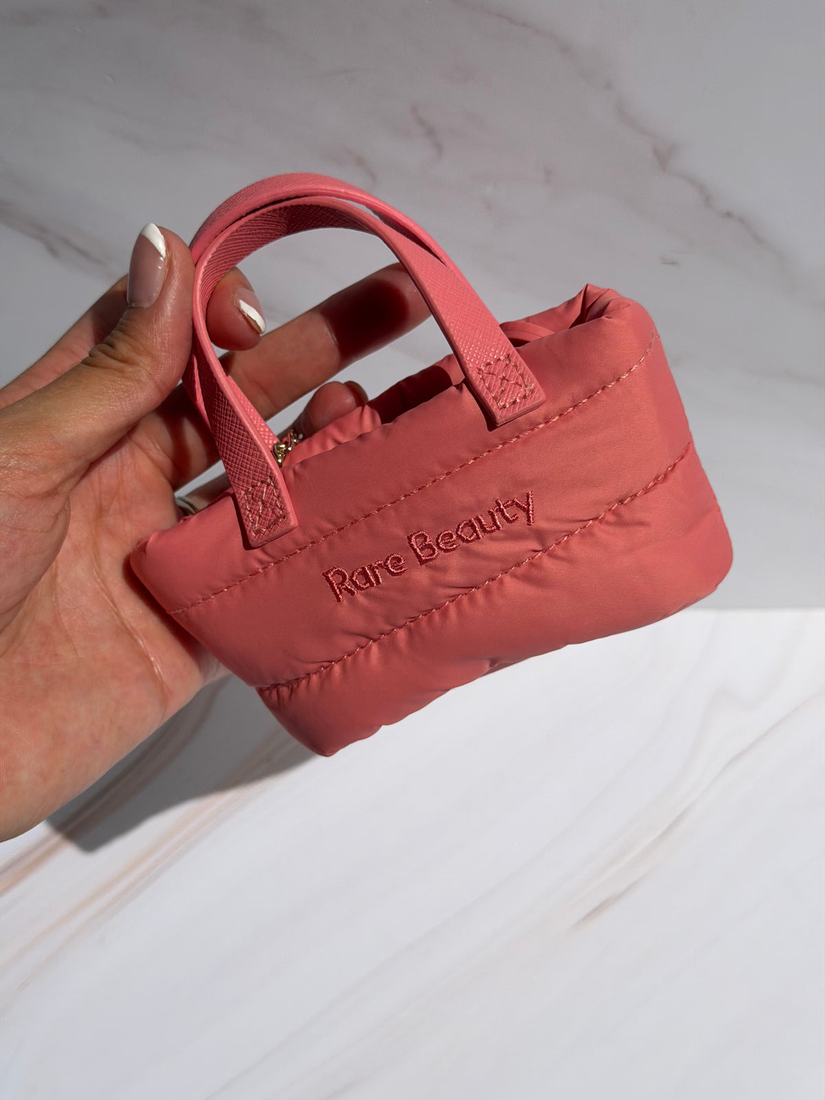 Rare beauty-Mini Puffy Bag Rosa