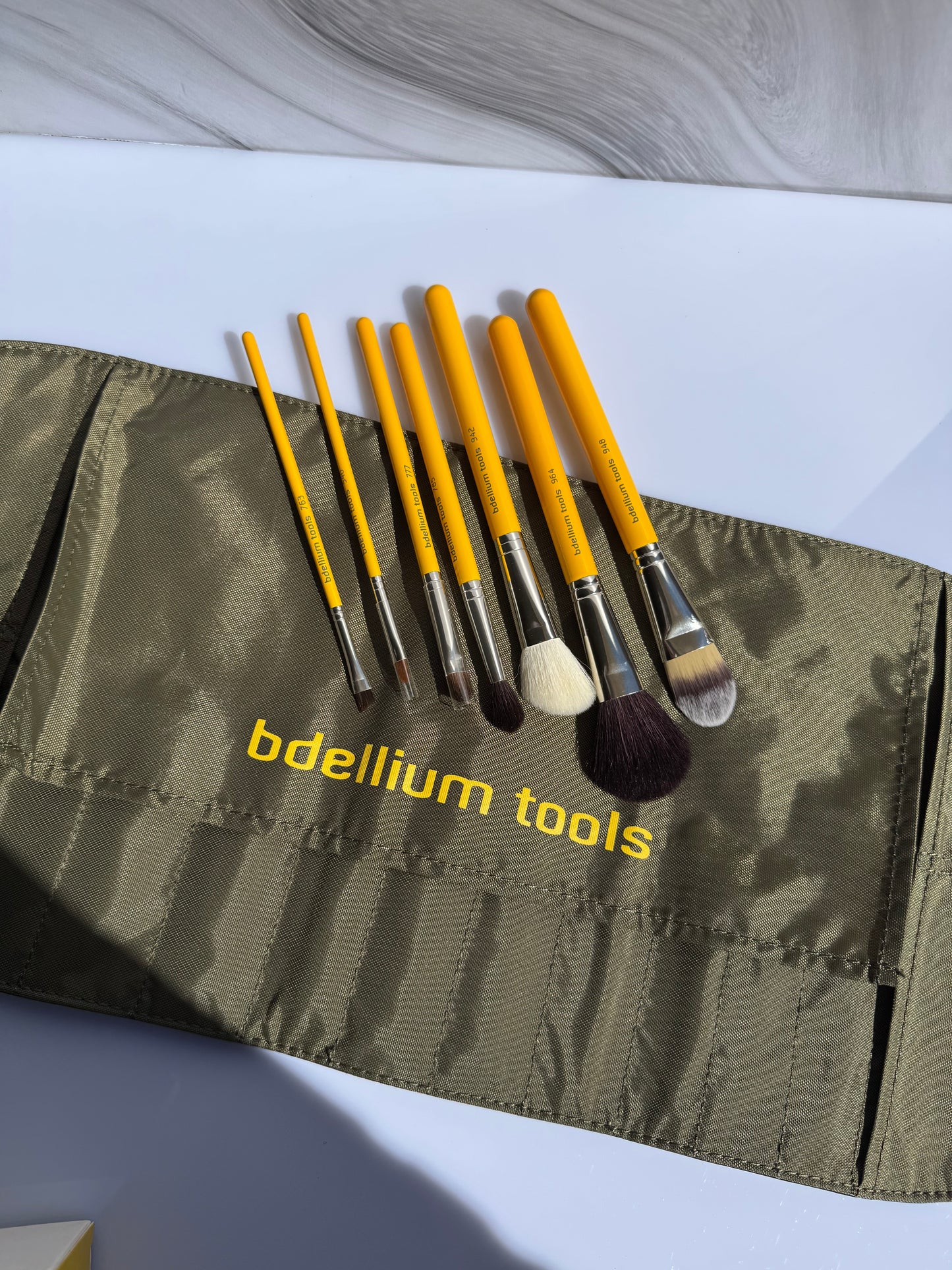 Studio Series Basic 7pc. Brush Set- bdellium tools
