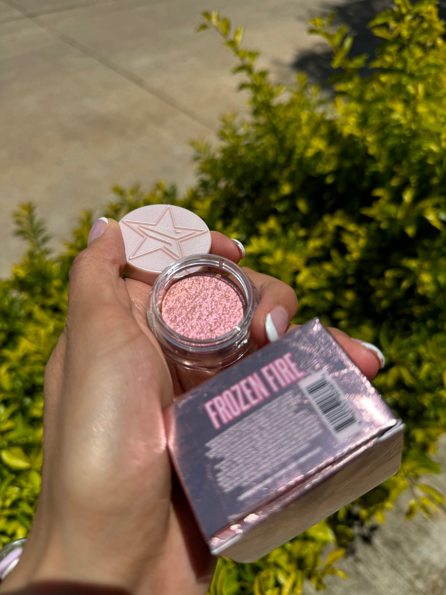 EYE GLOSS POWDER- JEFFREE STAR