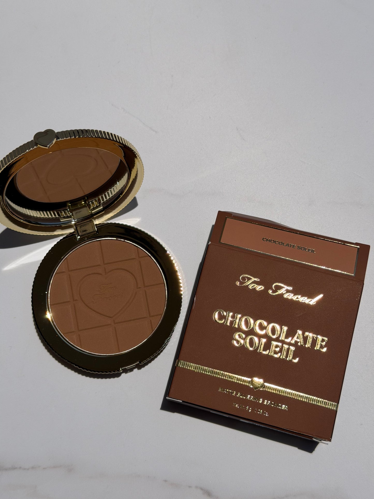 Too Faced-Chocolate Soleil Matte Blurring Bronzer- CHOCOLATE SOLEI