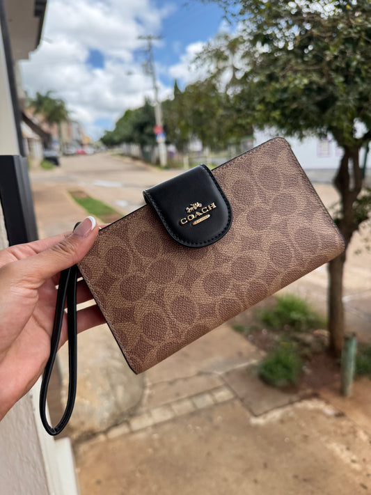 Phone Wallet COACH In Signature Canvas Gold/Tan/Black