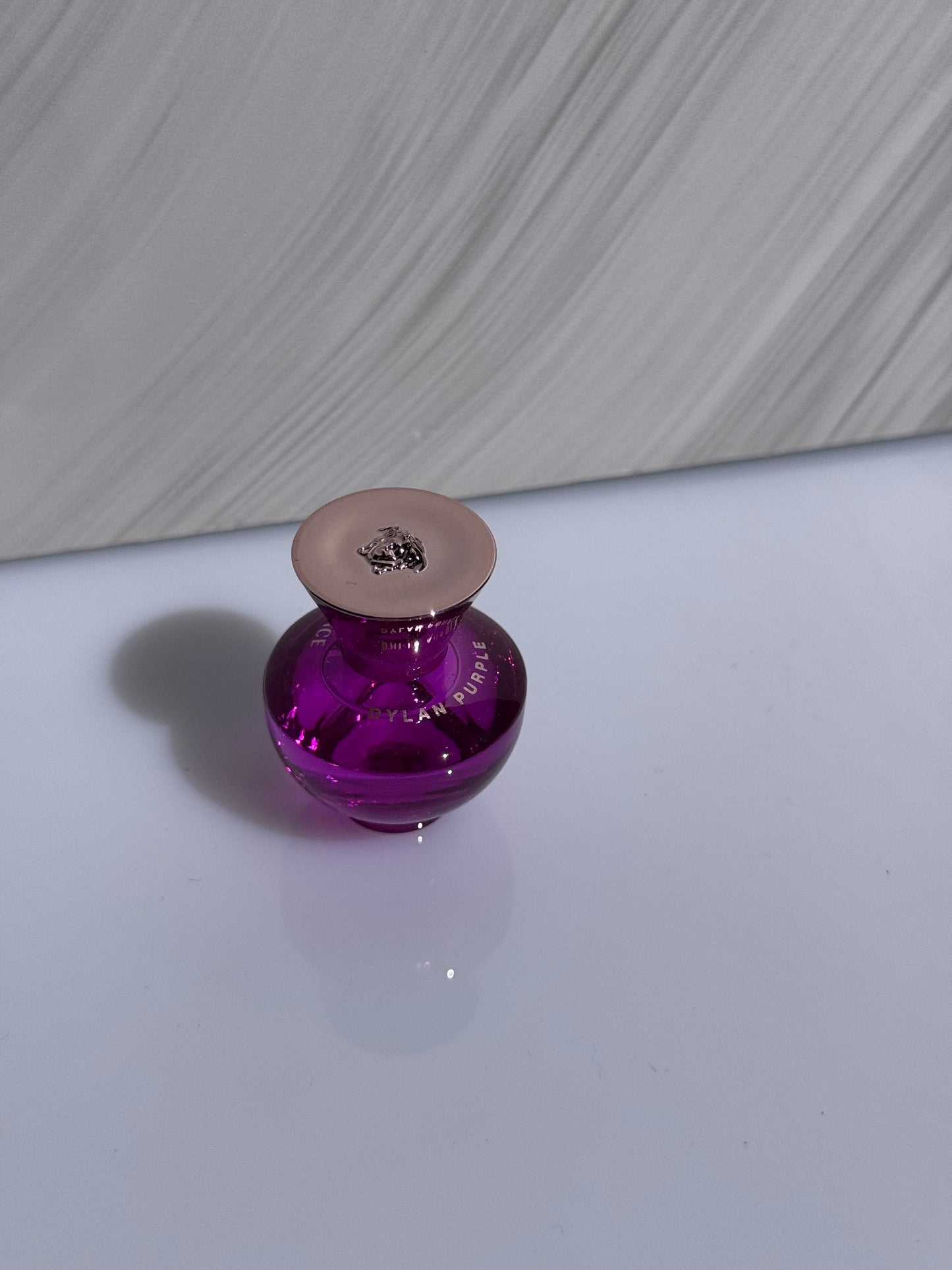 Mini EDP Dylan Purple VERSACE 5ml SIN CAJA