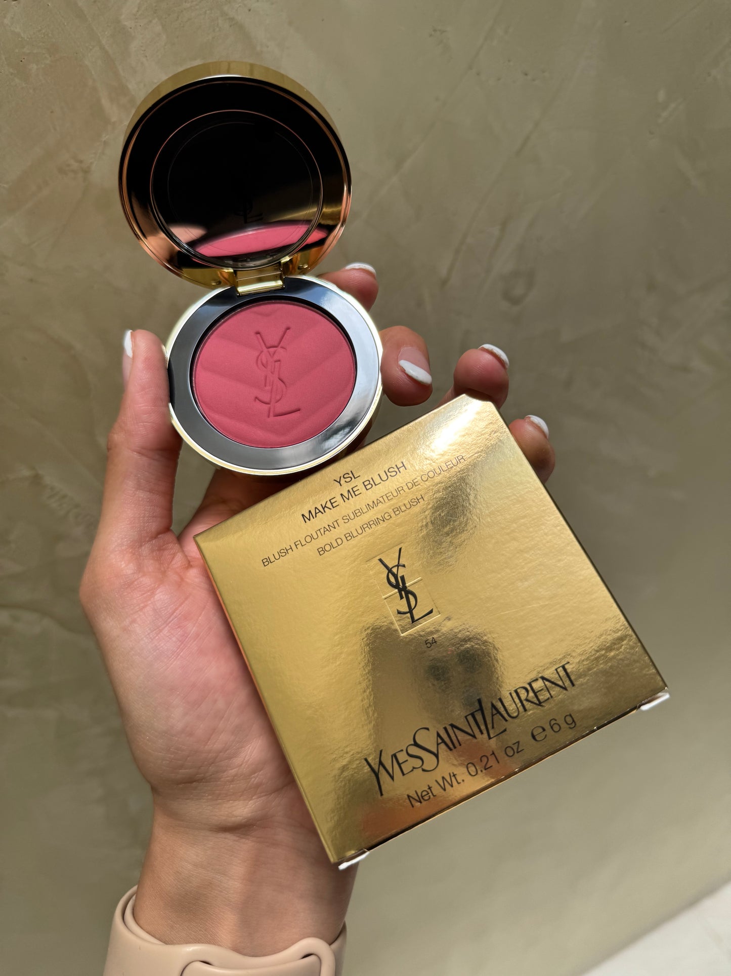 Yves Saint Laurent Make Me Blush 24H Buildable Powder Blush Tono- 54 BERRY BANG