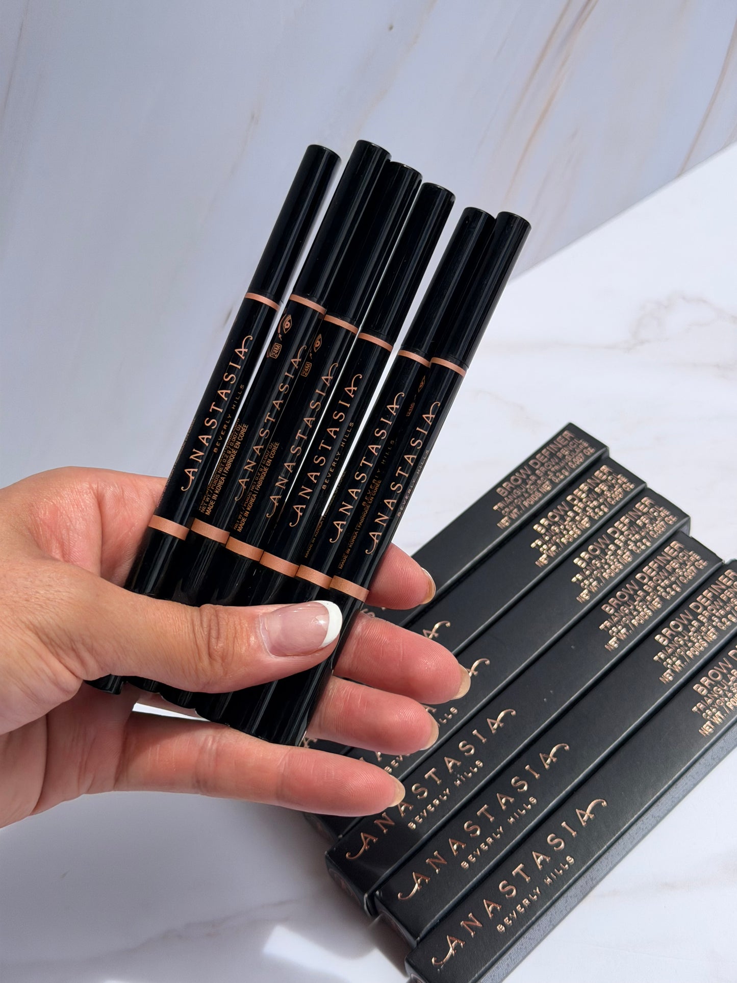 Anastasia Beverly Hills Brow Definer 3-in-1 Triangle Tip Easy Precision Eyebrow Pencil