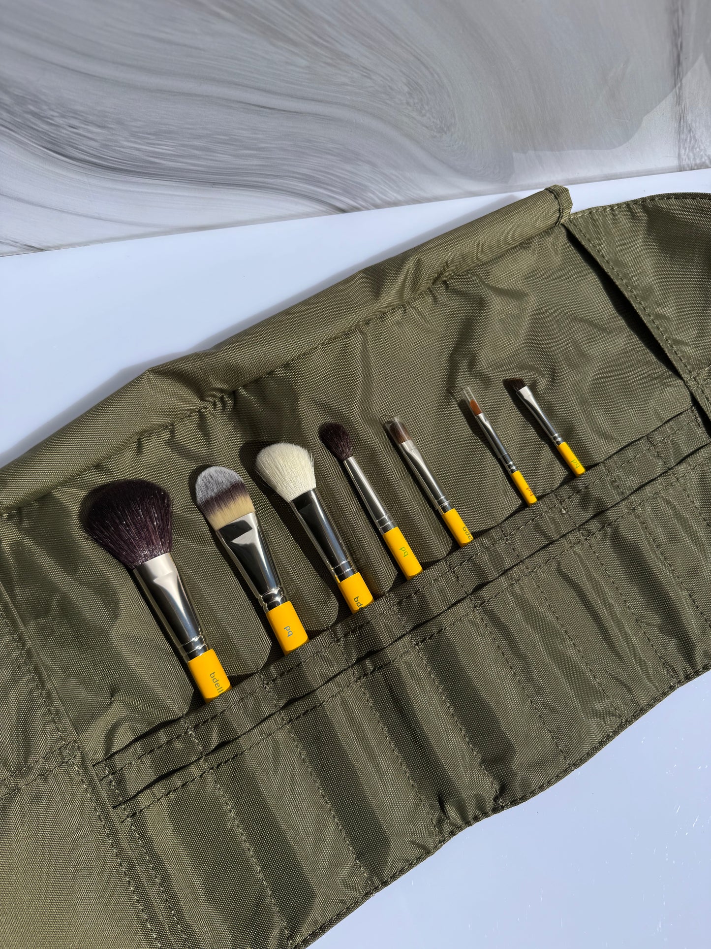 Studio Series Basic 7pc. Brush Set- bdellium tools