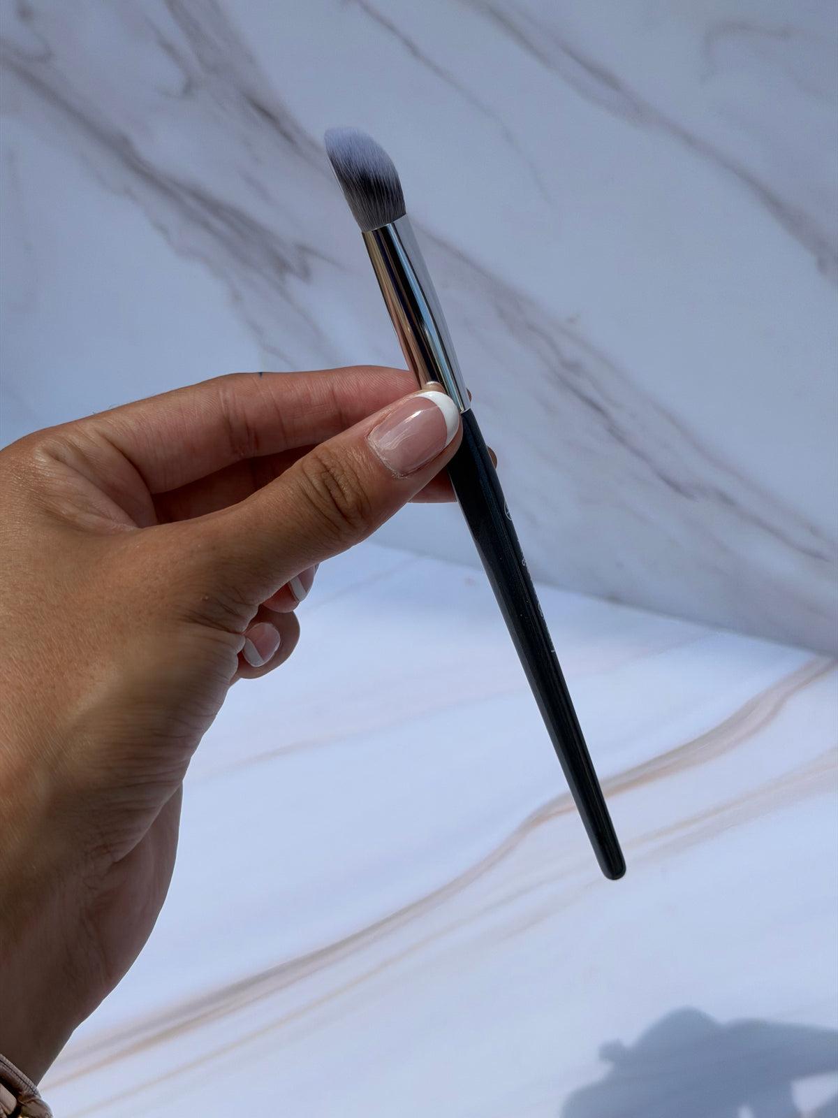 BK Beauty- Angie Hot & Flashy A506 Concealer Brush
