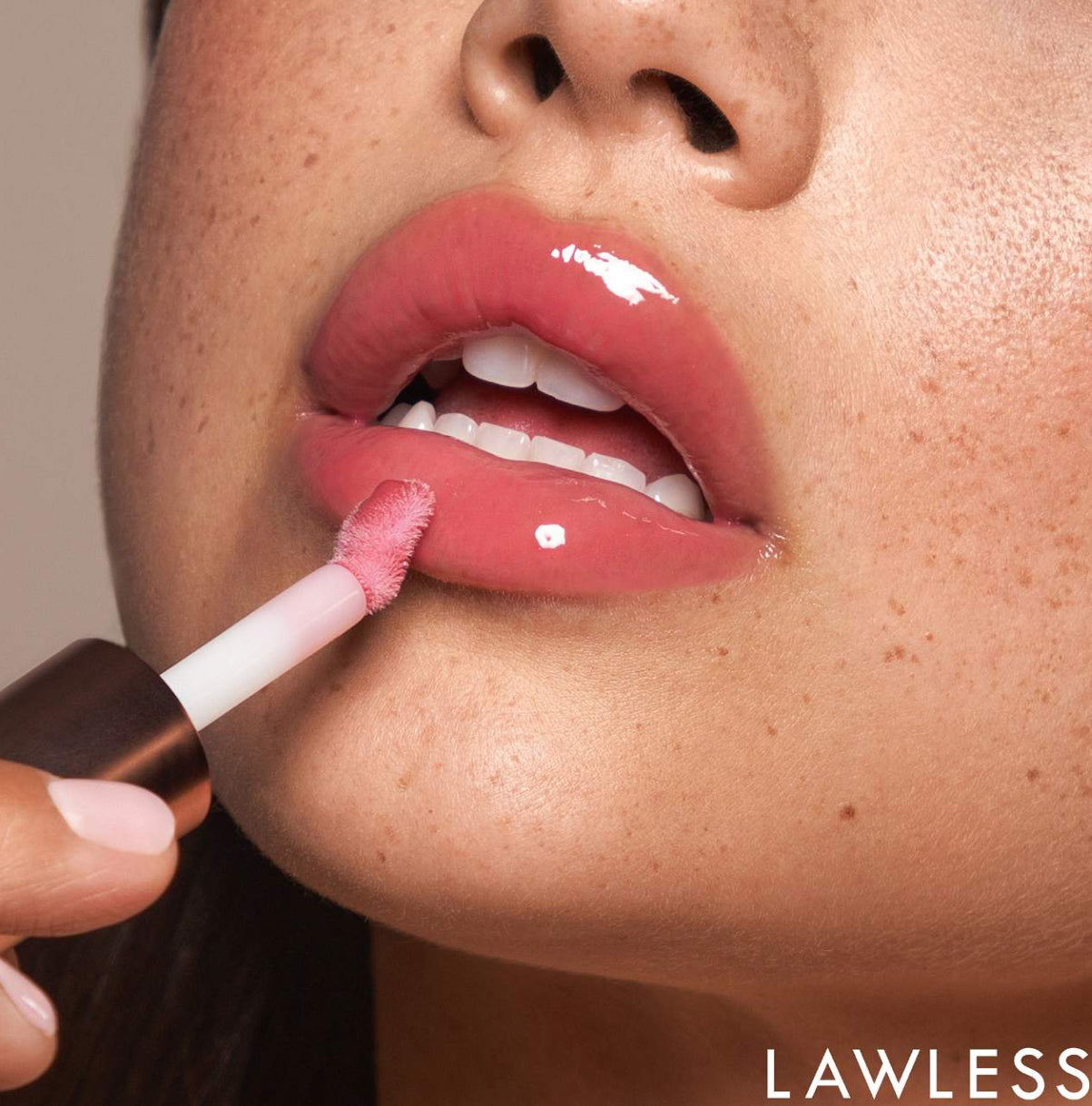 LAWLESS Forget The Filler Lip Plumper Line Smoothing Gloss 3.3ml