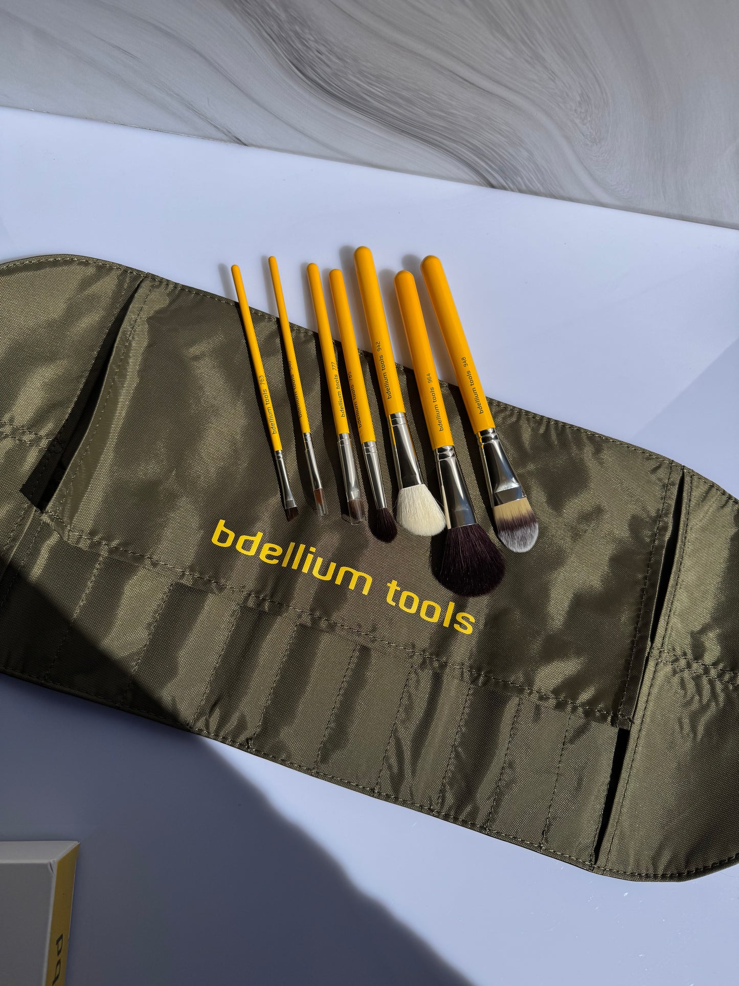 Studio Series Basic 7pc. Brush Set- bdellium tools
