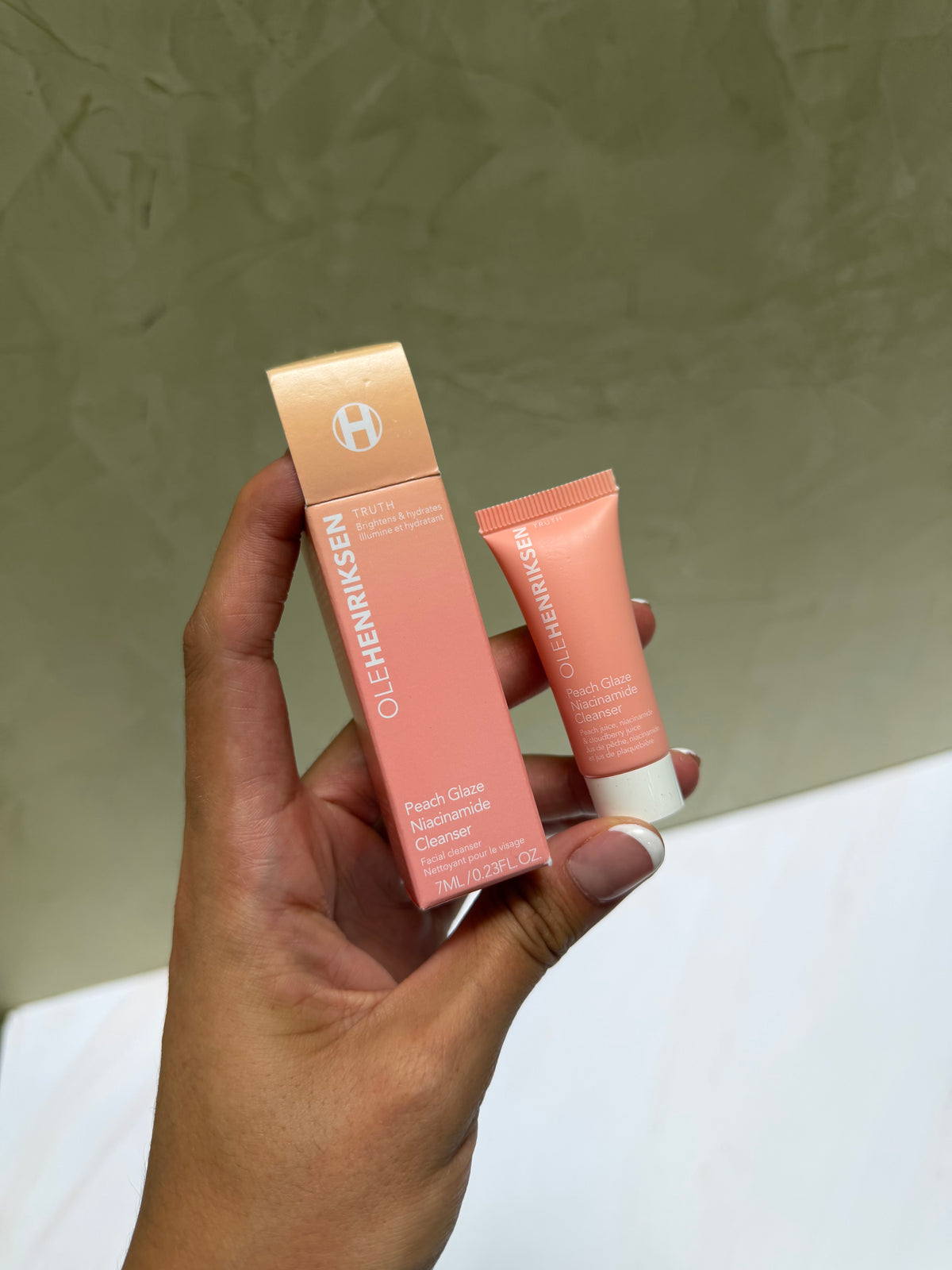 Mini Peach Glaze Niacinamide Cleanser - Olehenriksen 7ml