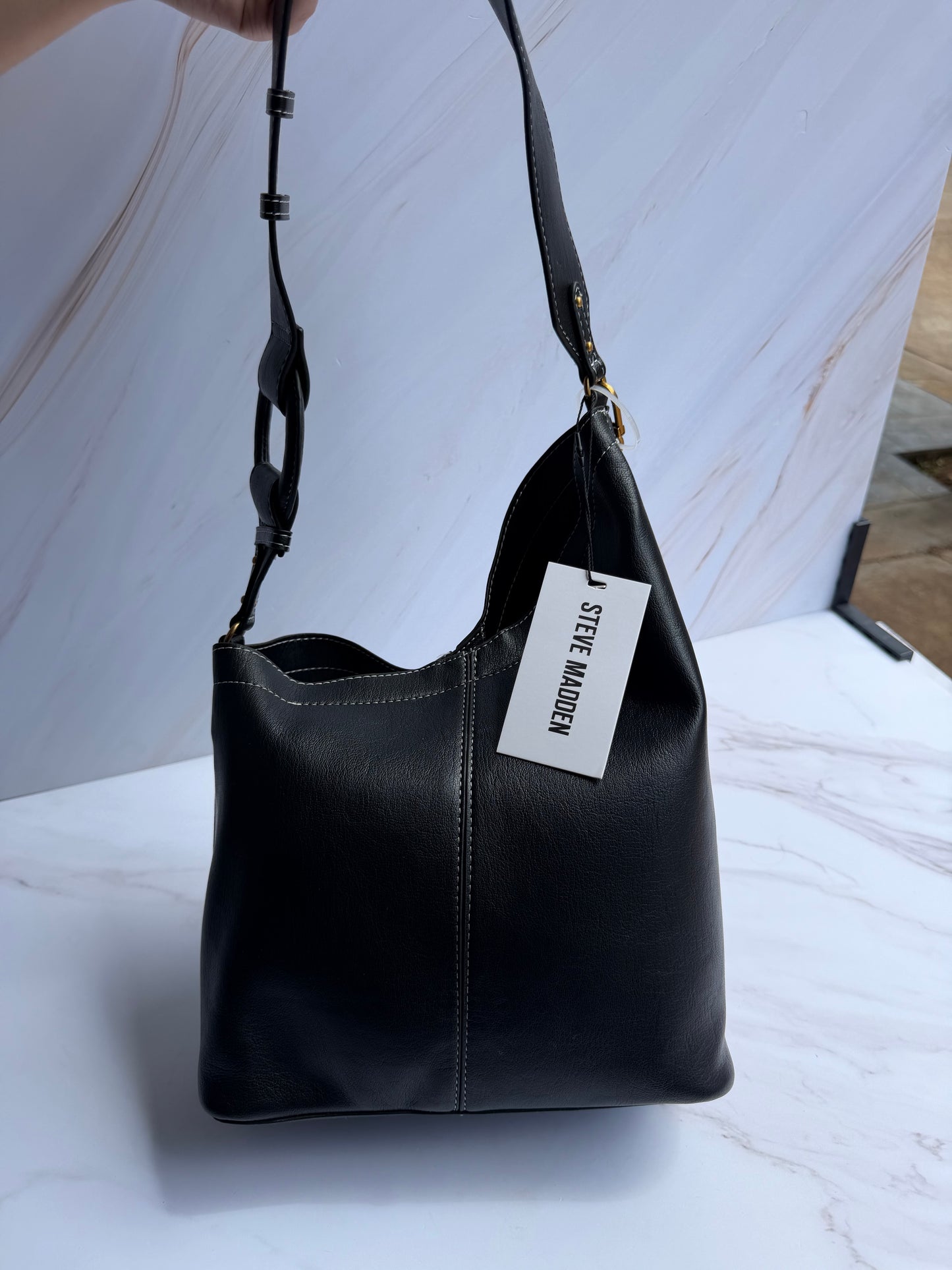 Shoulder Bag STEVE MADDEN- Negra mediana