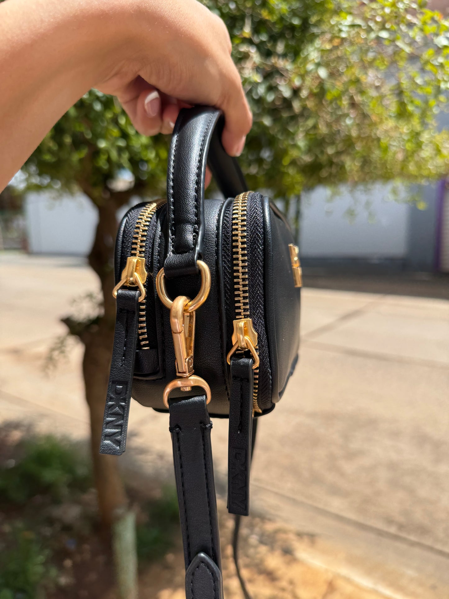 Crossbody DKNY Negra