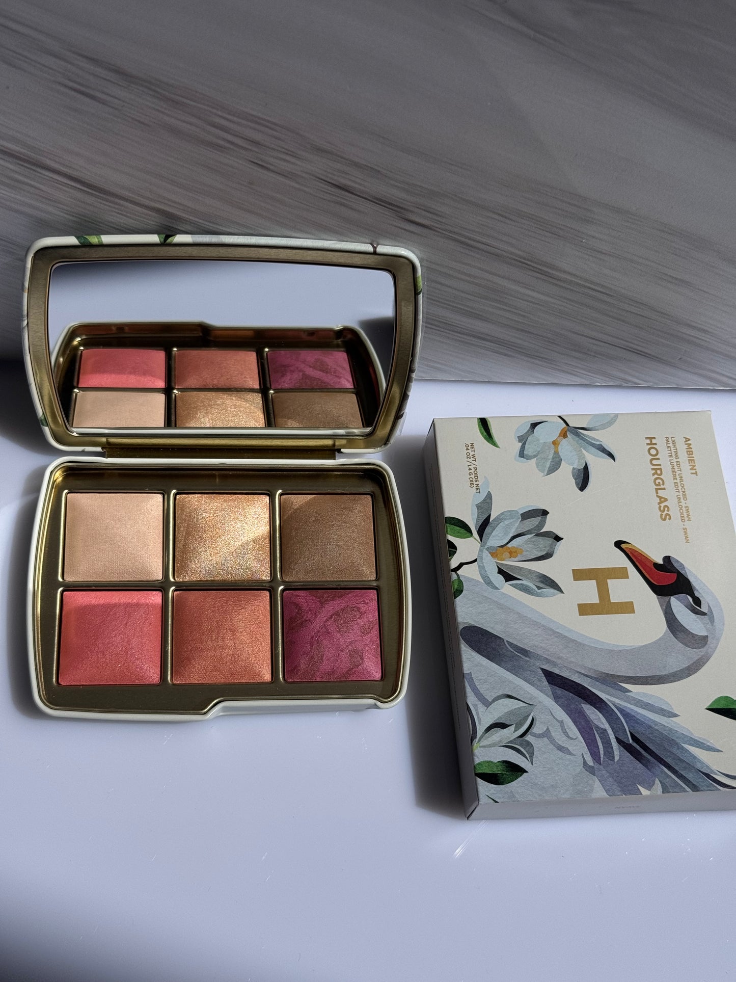 Hourglass Ambient Lighting Edit Unlocked SWAN Palette