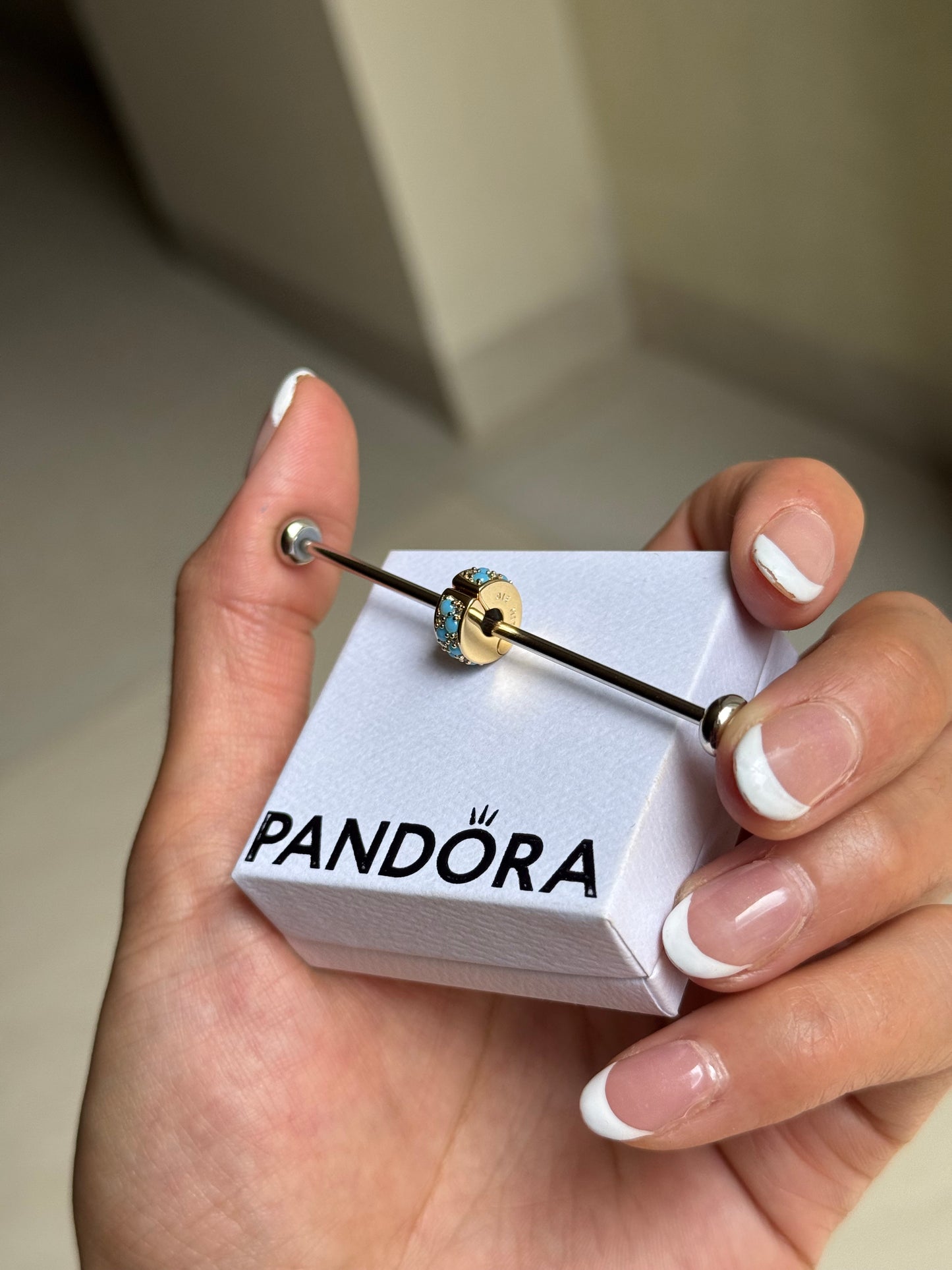 Clip Dorado con Azul turquesa Pandora España