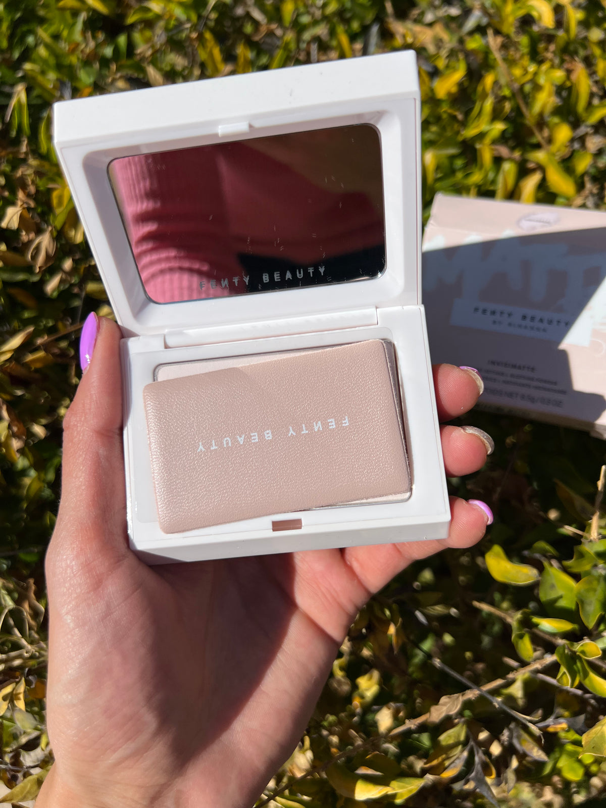 Invisimatte Instant Setting + Blotting Powder Fenty Beauty By Rihanna