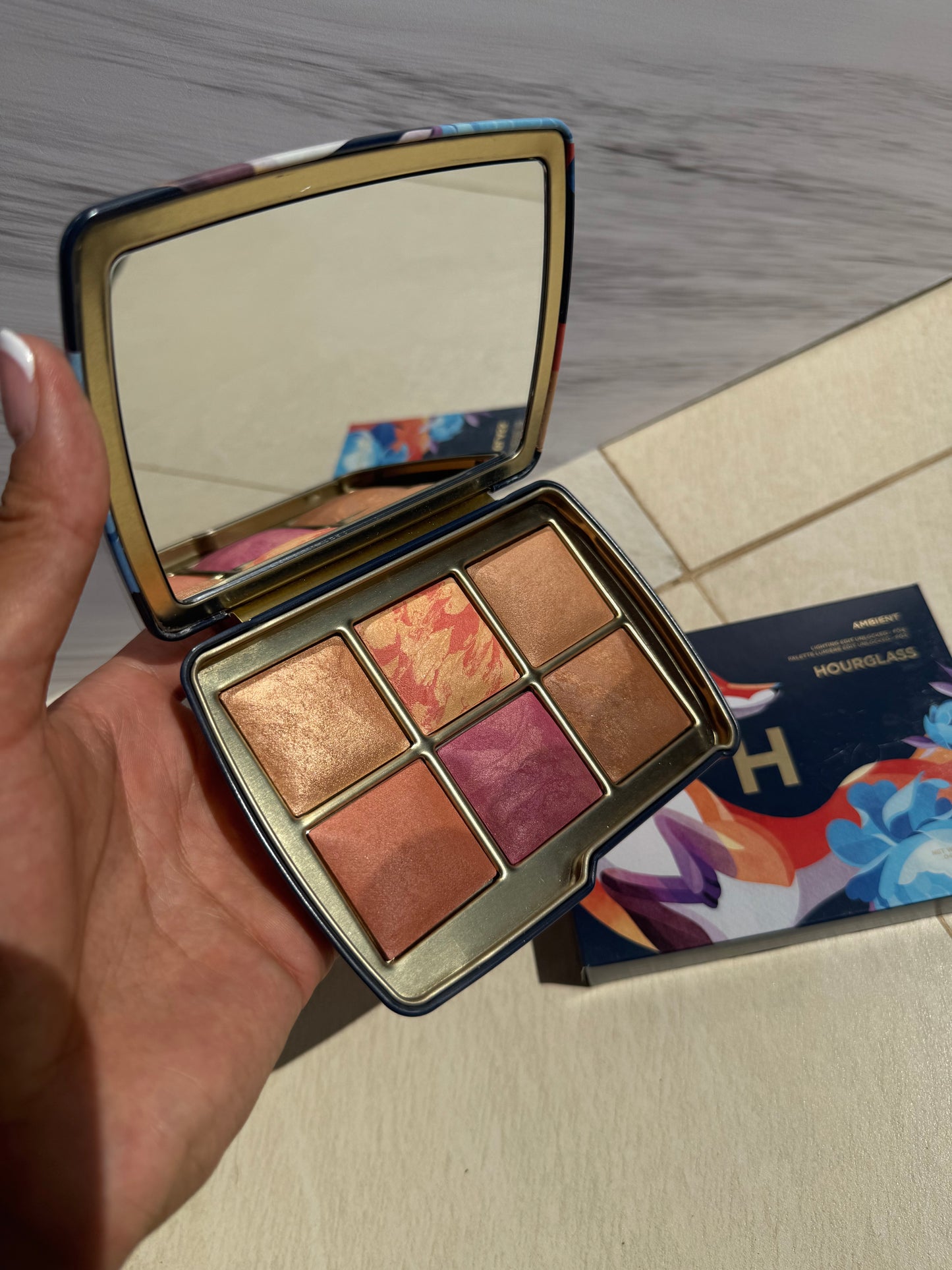Hourglass Ambient Lighting Edit Unlocked FOX Palette