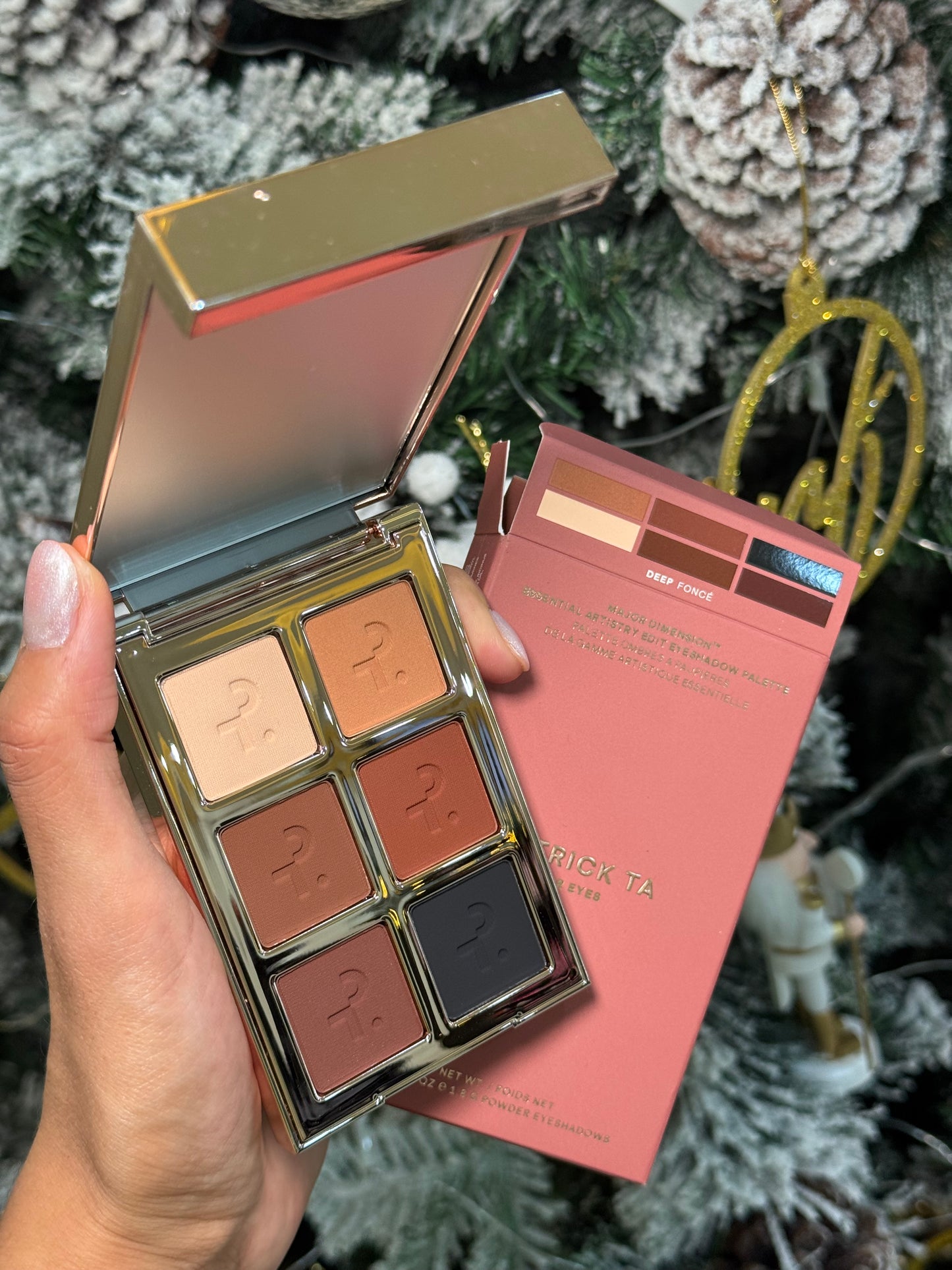 PATRICK TA Major Dimension Essential Artistry Edit Eyeshadow Palette- DEEP FONCE