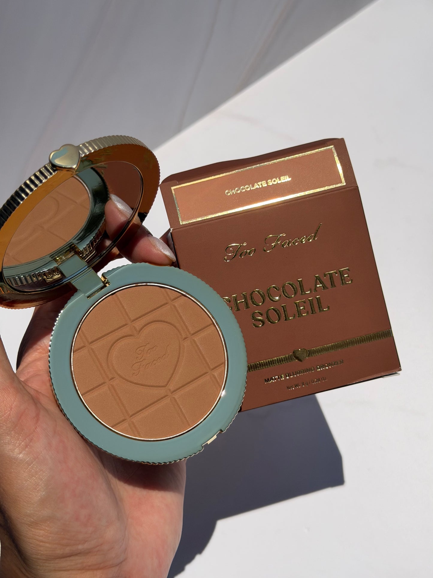 Too Faced-Chocolate Soleil Matte Blurring Bronzer- CHOCOLATE SOLEI