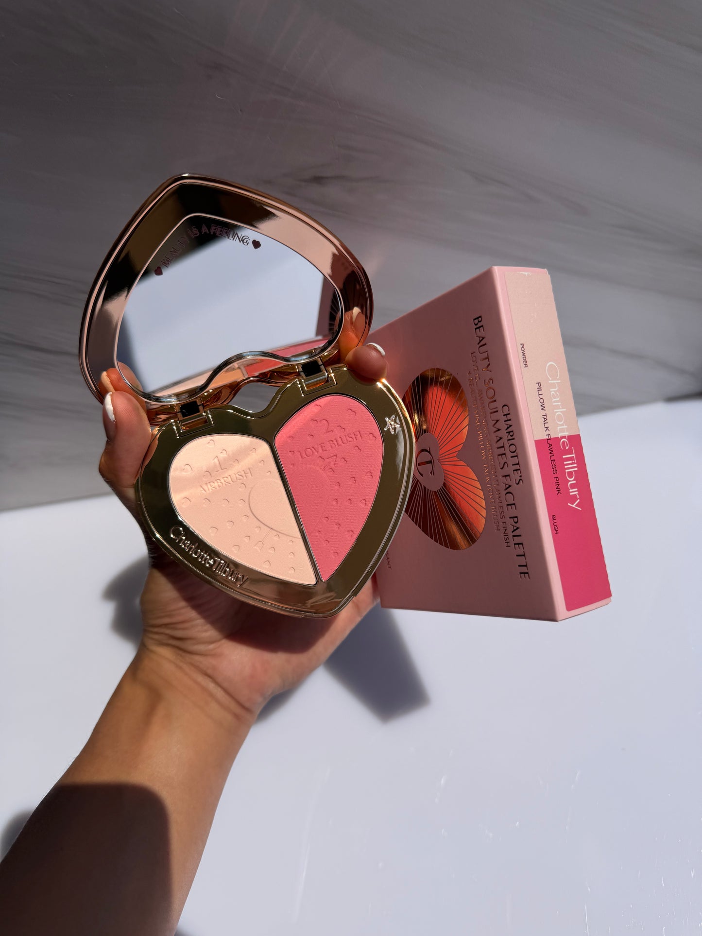 Charlotte Tilbury- Pillow Talk Beauty Soulmates Airbrush Flawless Finish Brightening and Blush Powder Palette