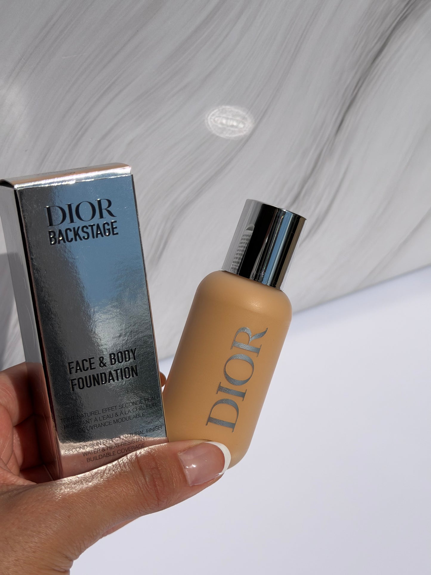 DIOR Backstage Face & Body Foundation TONO- 2W