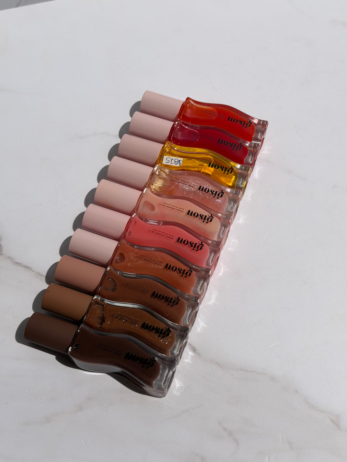 Honey Infused Hydrating Lip Oil Gisou