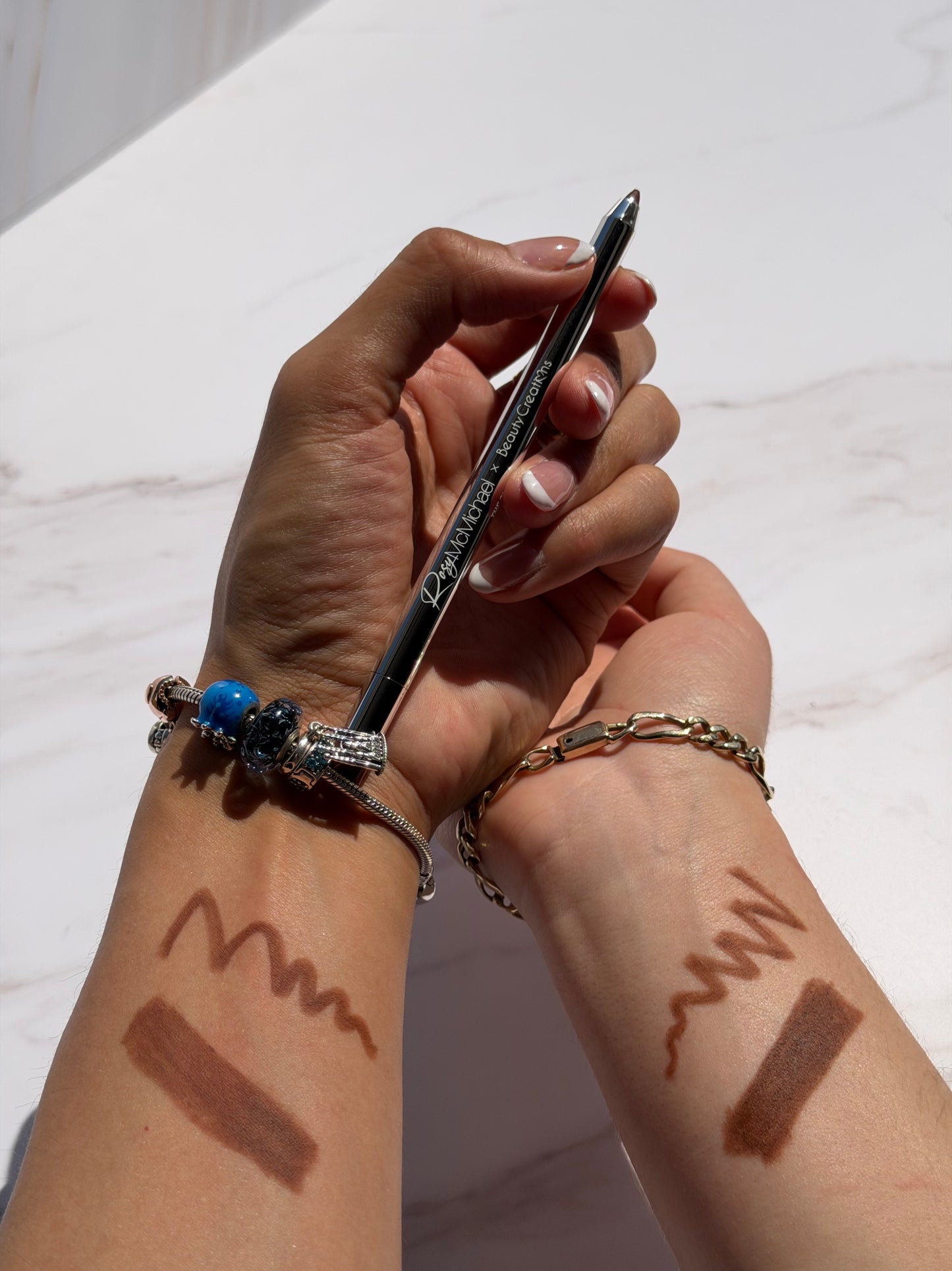 Lip liner Rosy McMichael tono- The Classic
