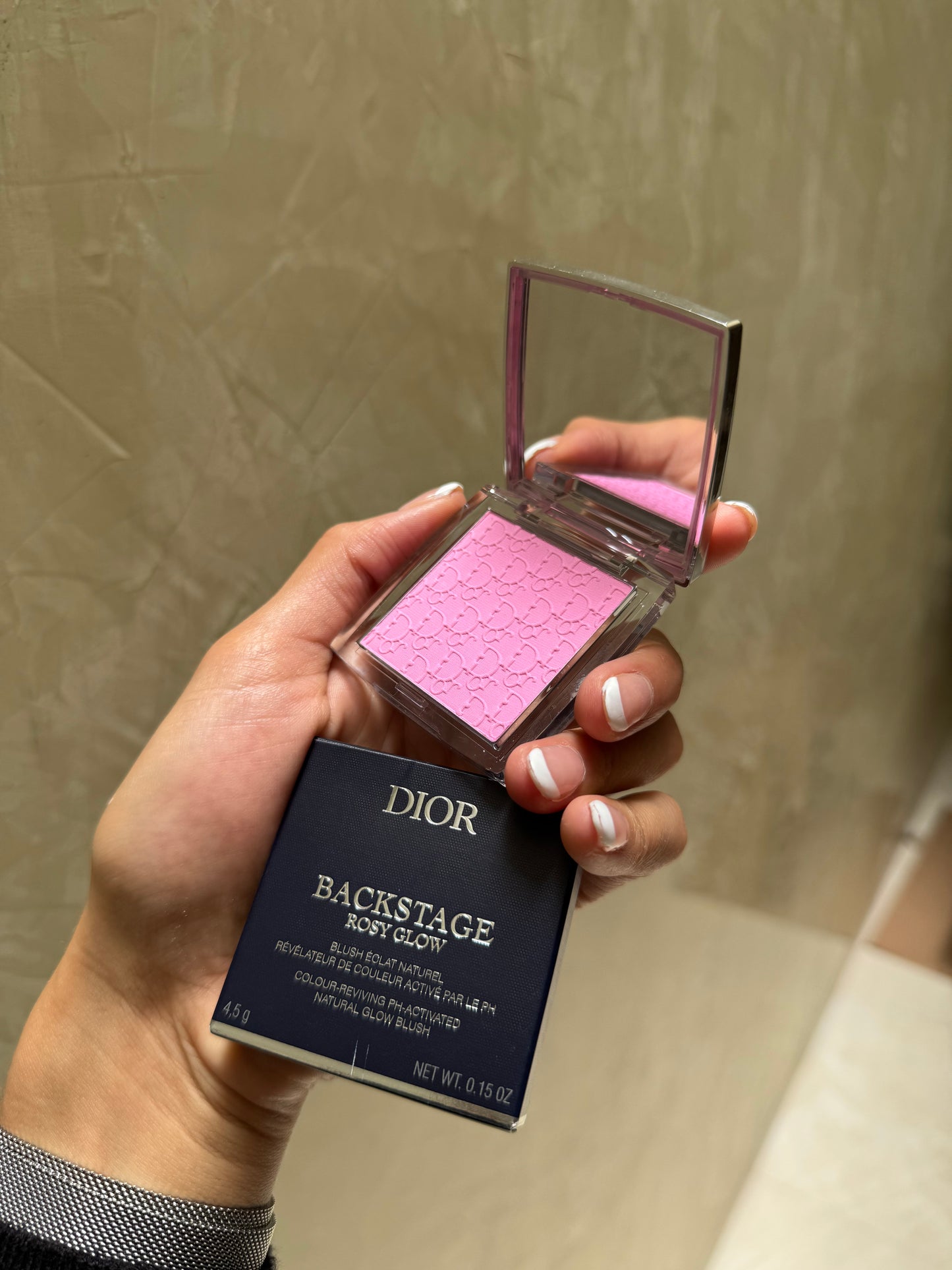 DIOR Rosy Glow Powder Blush 001 PINK
