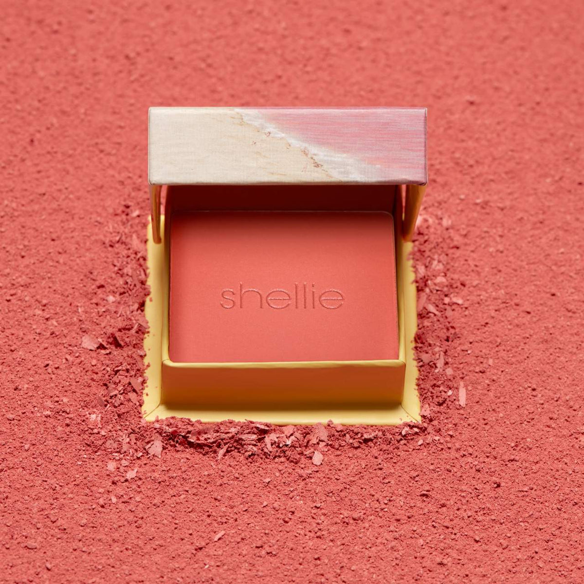 Benefit Cosmetics 
Mini Silky-Soft Powder Blush