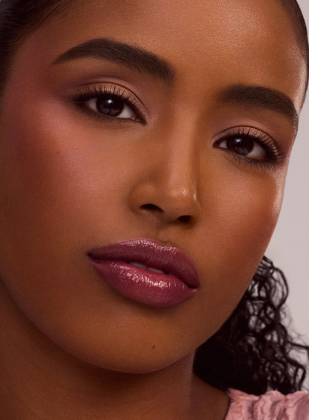 RARE BEAUTY-Mauve Faves Lip Duo