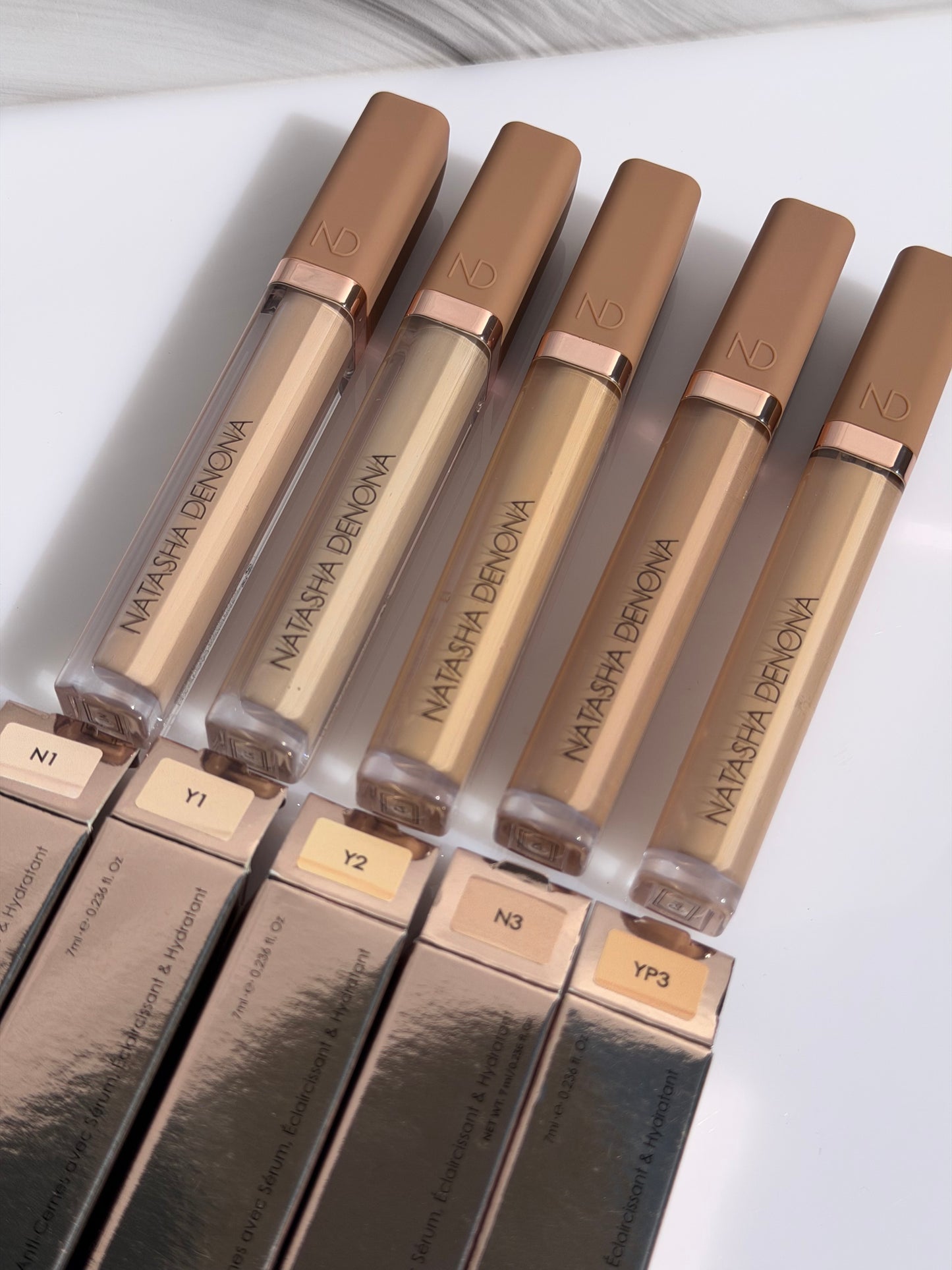NATASHA DENONA Hy-Glam Brightening & Hydrating Medium to Full Coverage Crease Proof Serum Concealer