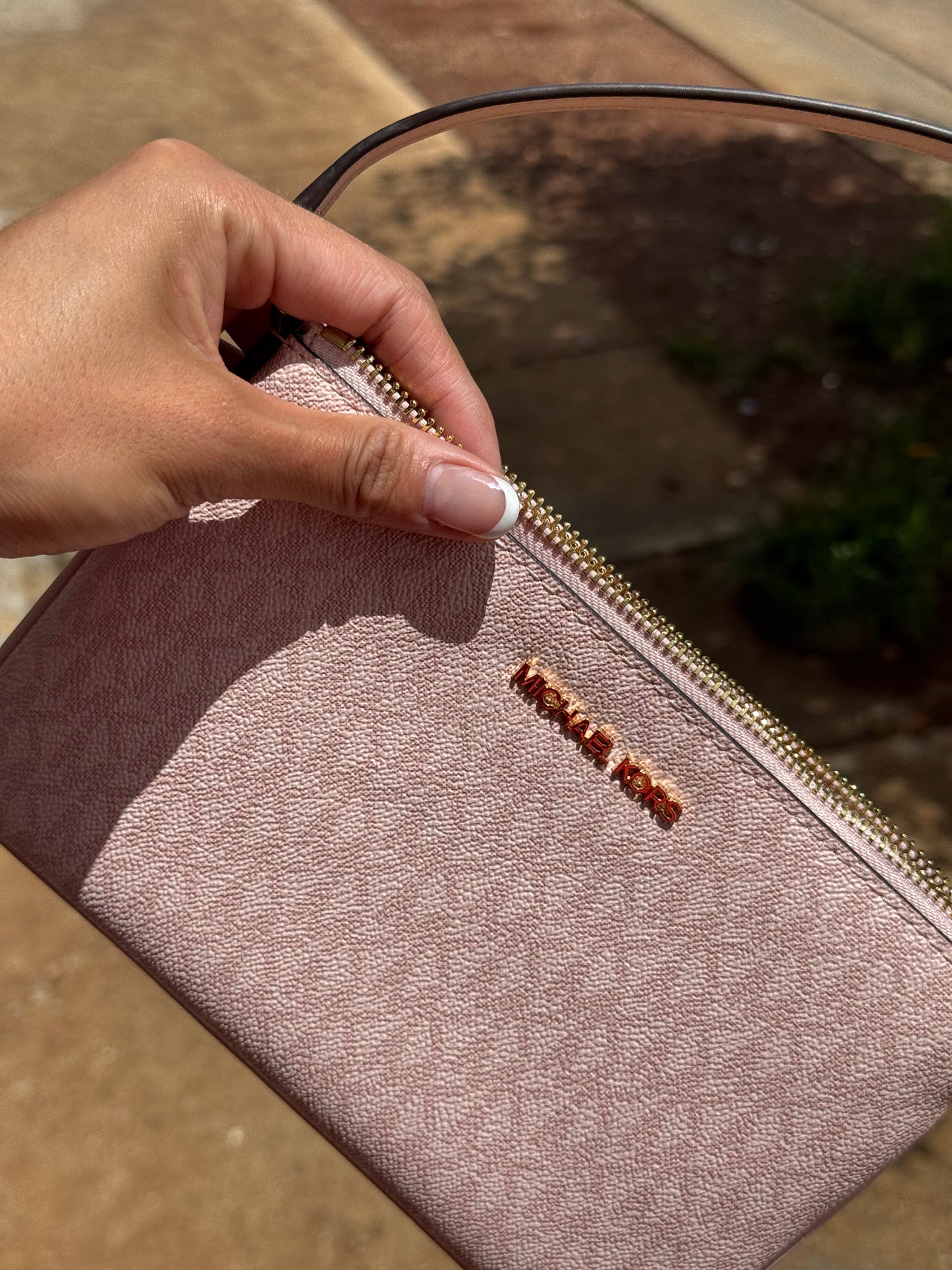 Convertible Wristlet Rosa Michael Kors