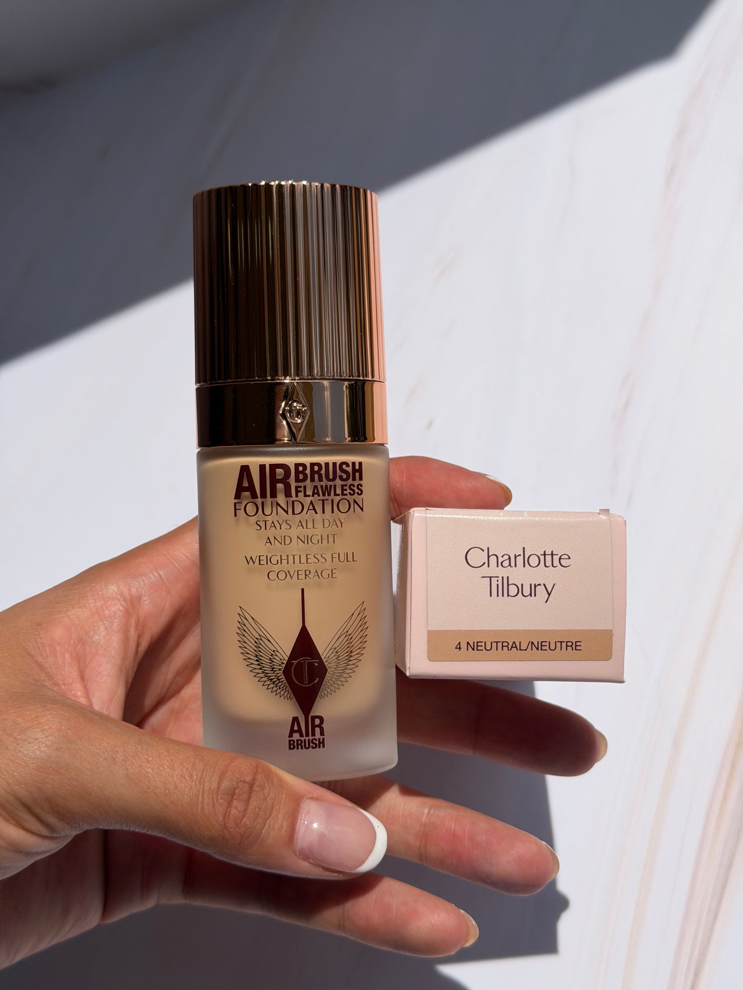 Charlotte Tilbury- Airbrush Flawless Blurring & Matte Full Coverage Foundation