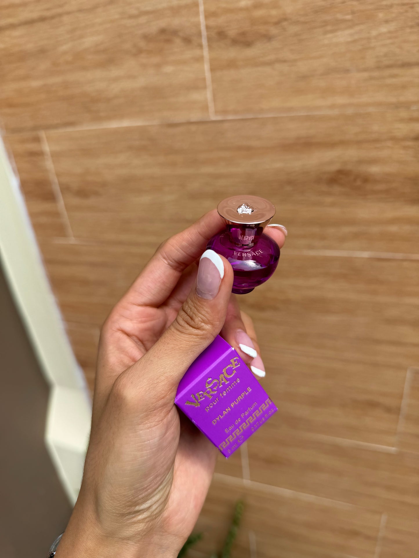 Mini EDP Dylan Purple VERSACE 5ml SIN CAJA