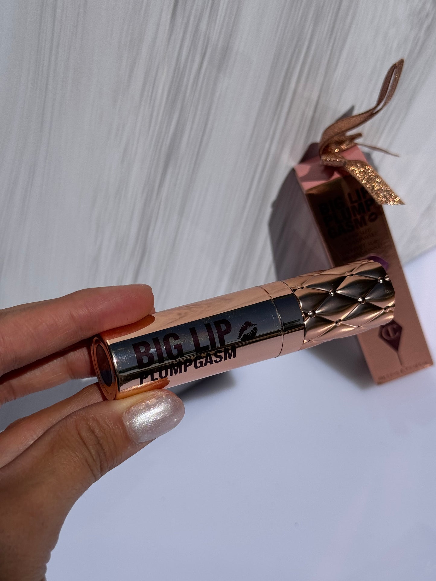 Charlotte Tilbury Big Lip Plumpgasm Plumping Lip Gloss- Strawberry Chocolate