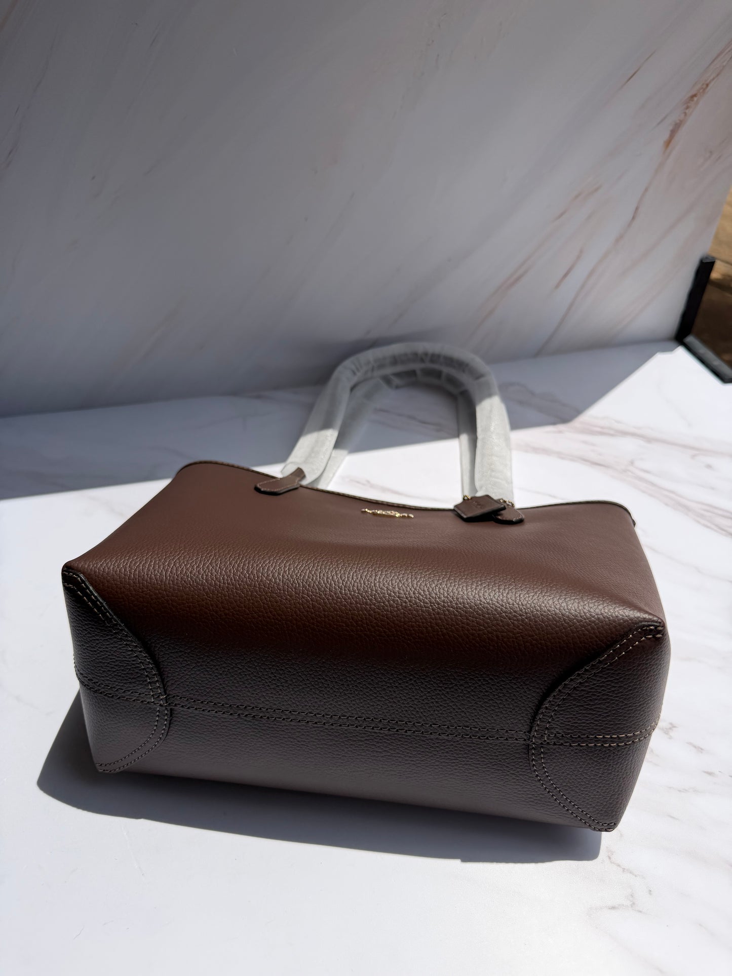 Medium City Tote Bag- Maple (café)