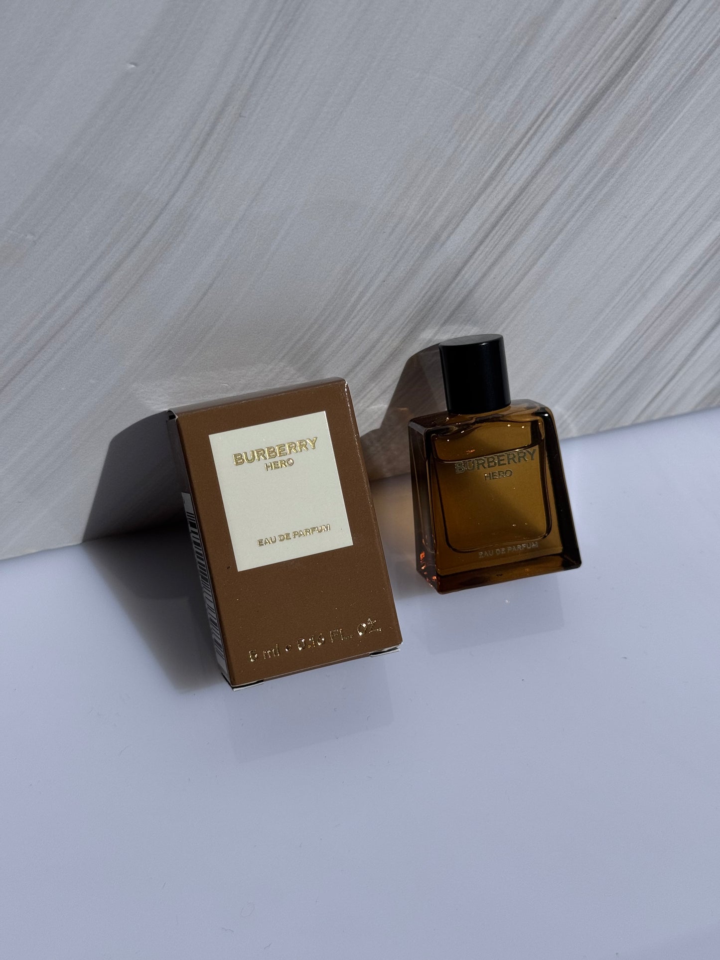 Mini Burberry HERO Eau de Parfum 5ml para Hombre