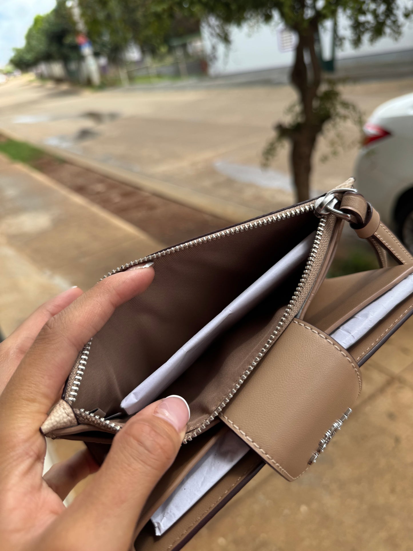 Phone Wallet COACH In Signature Canvas Silver/Sand/Taupe