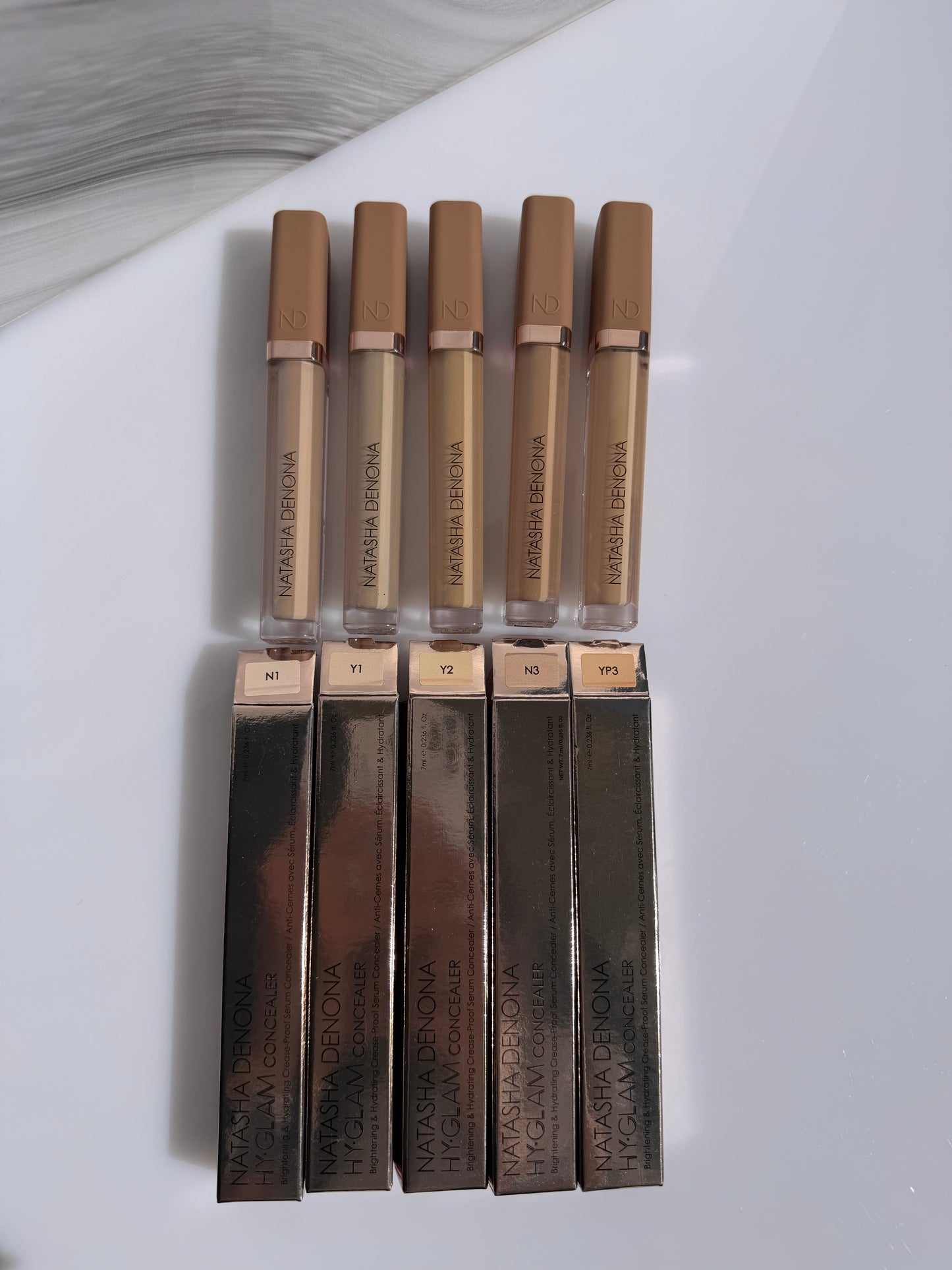 NATASHA DENONA Hy-Glam Brightening & Hydrating Medium to Full Coverage Crease Proof Serum Concealer