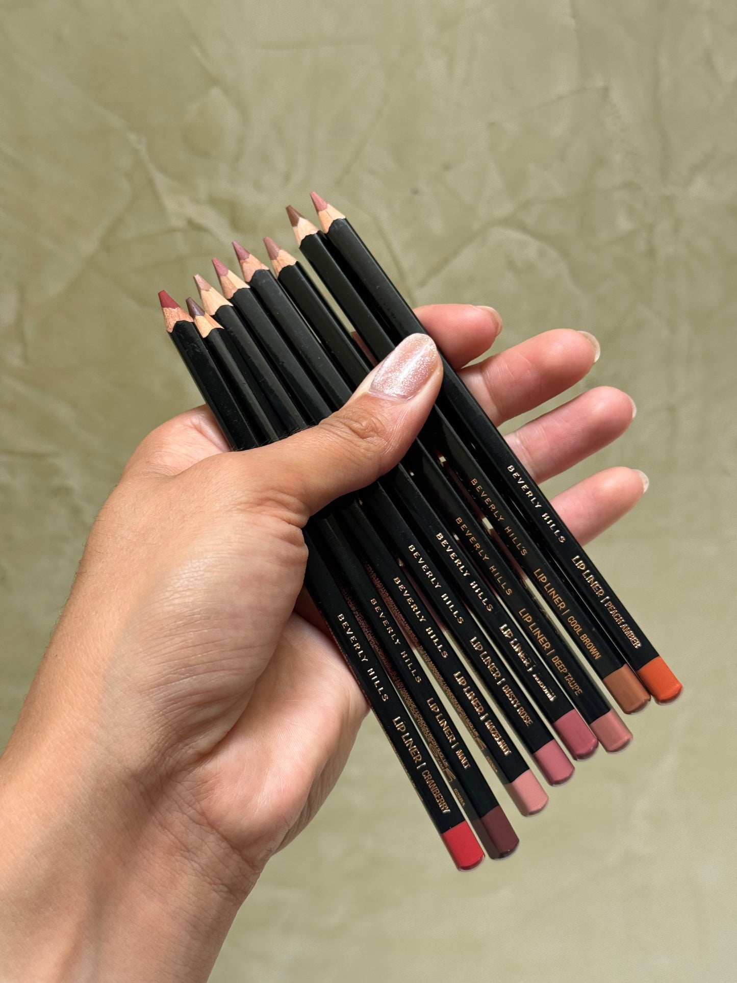 Anastasia Beverly Hills Velvety-Matte Precision Shaping Lip Liner