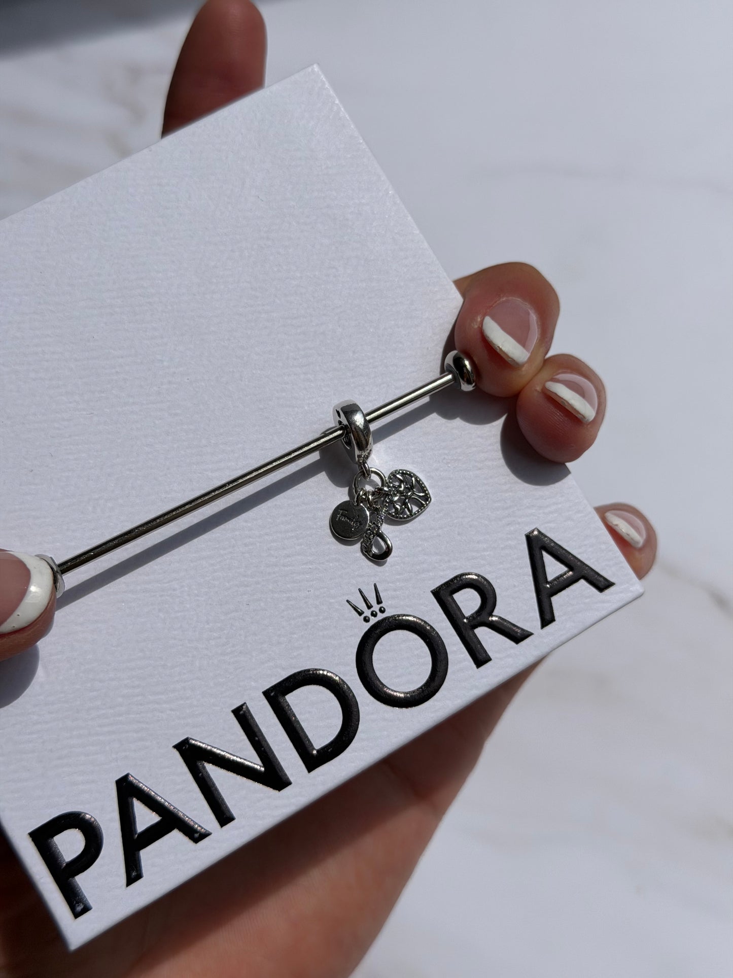 Charm Colgante Triple Infinito y Familia PANDORA