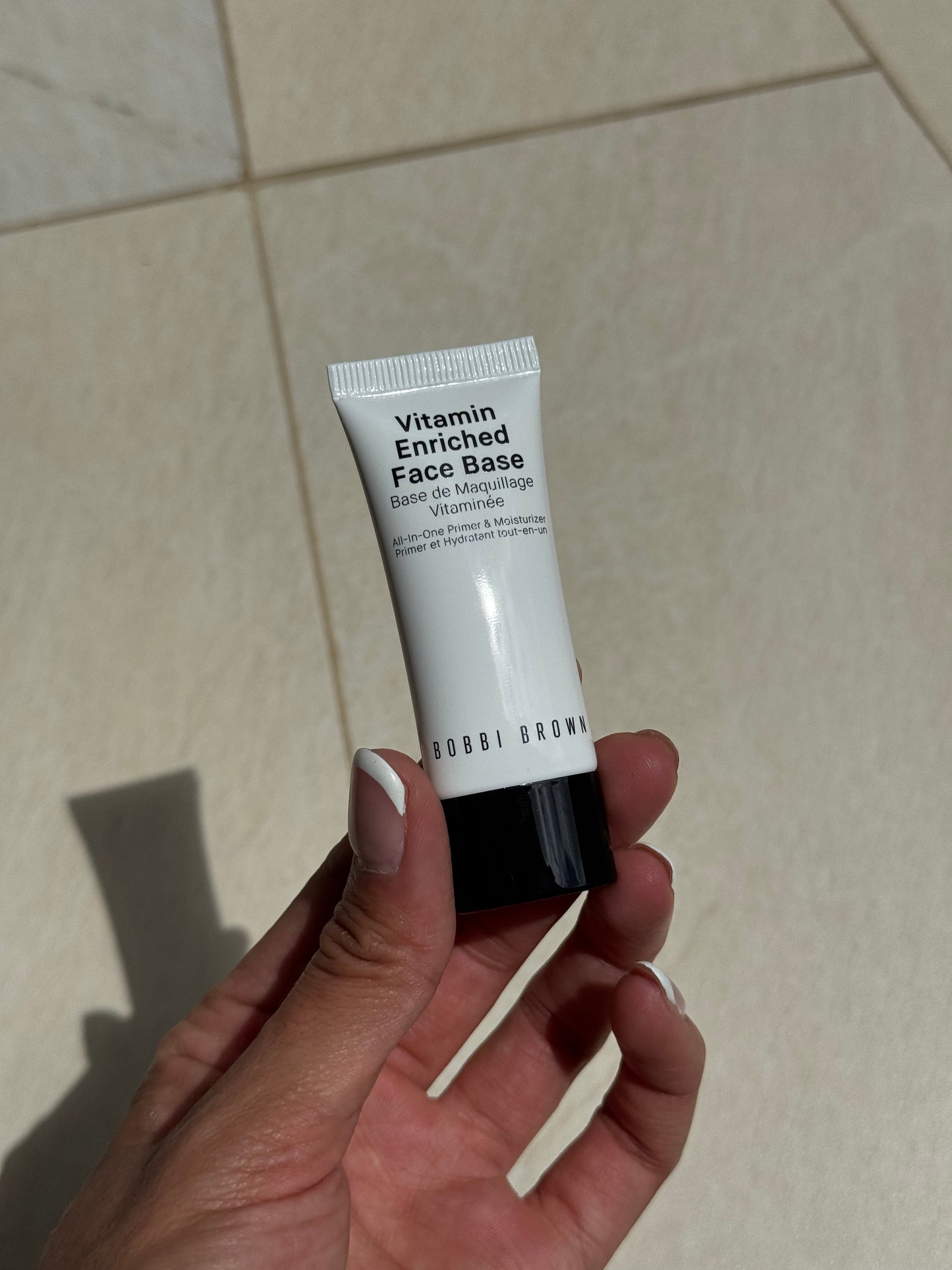 MINI Bobbi Brown Vitamin Enriched Face Base Moisturizer & Primer with Vitamin C + Hyaluronic AcidI 15ml (sin caja)