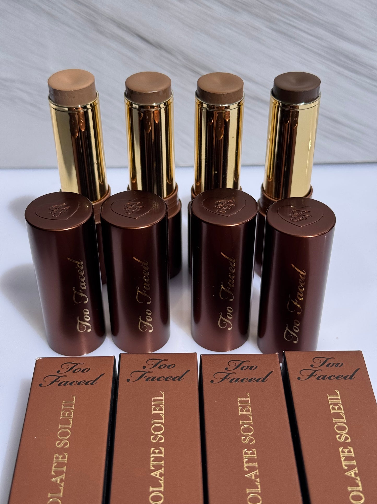 Too Faced- Chocolate Soleil Melting Bronzing & Sculpting Stick