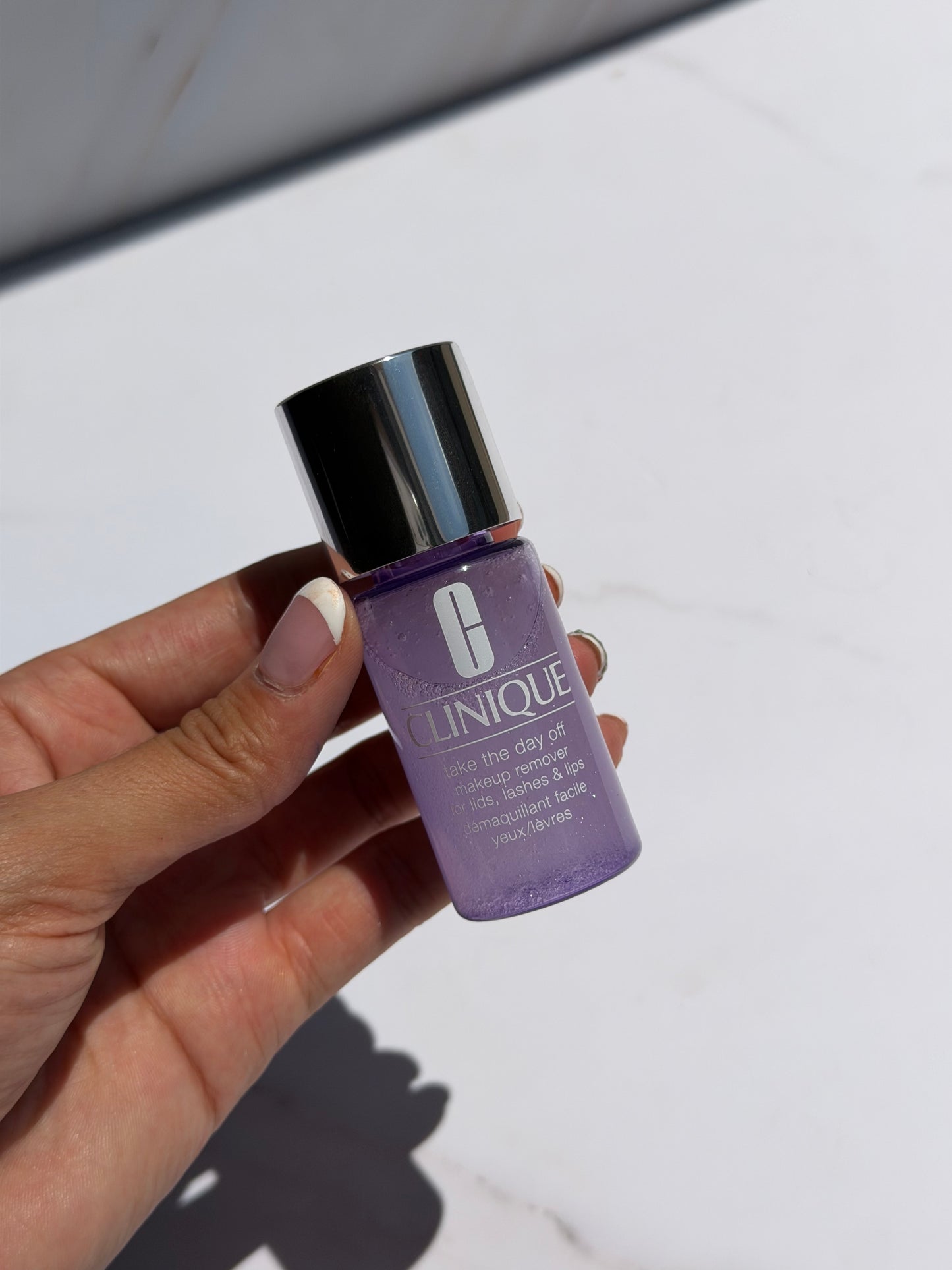 Mini CLINIQUE Take The Day Off Makeup Remover For Lids, Lashes & Lips 30ml