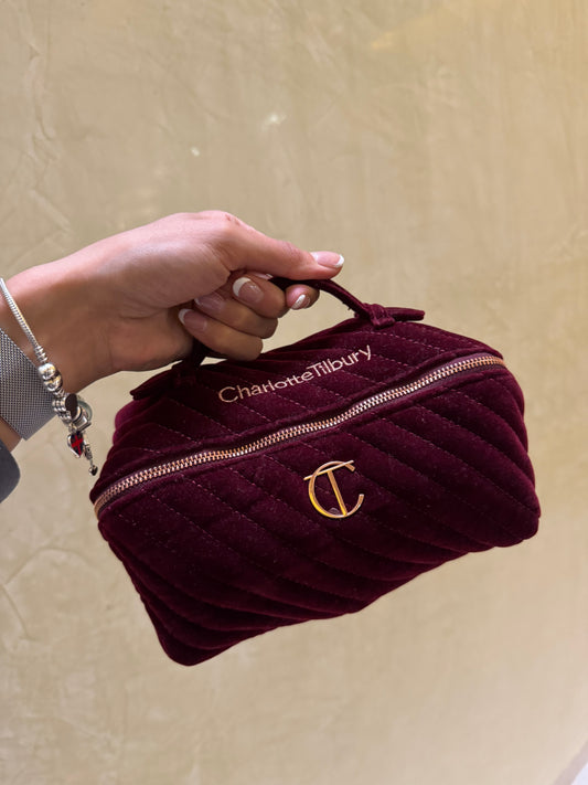 MAKEUP BAG OF DREAMS - Charlotte Tilbury Cosmetiquera