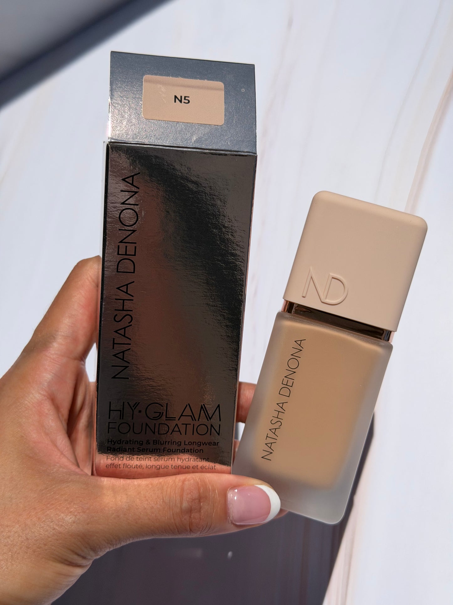 NATASHA DENONA - Hy-Glam Foundation Hydrating & Blurring Luminous Longwear Serum Foundation