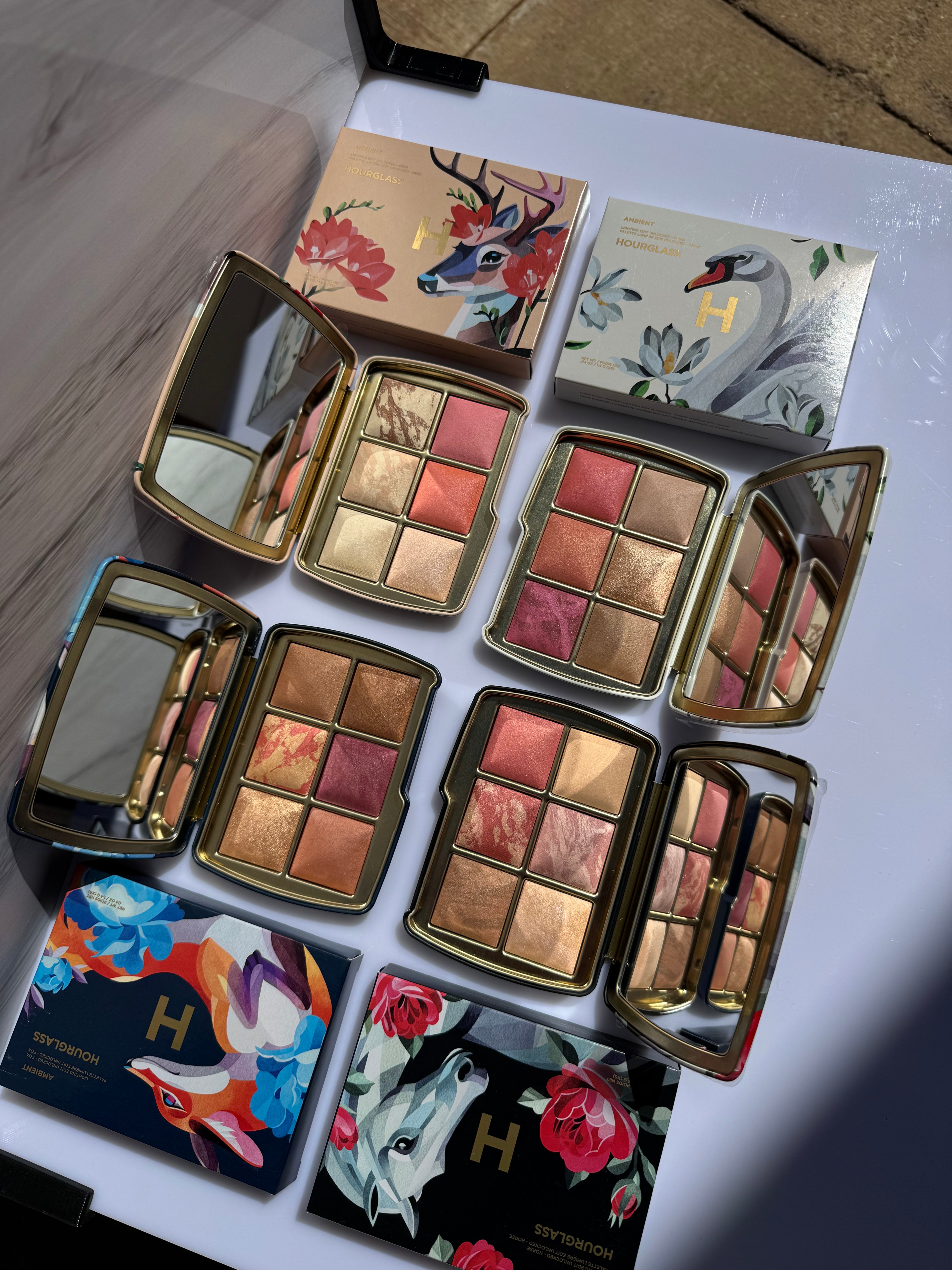 Hourglass Ambient Lighting Edit Unlocked DEER Palette – NF Cosmetics