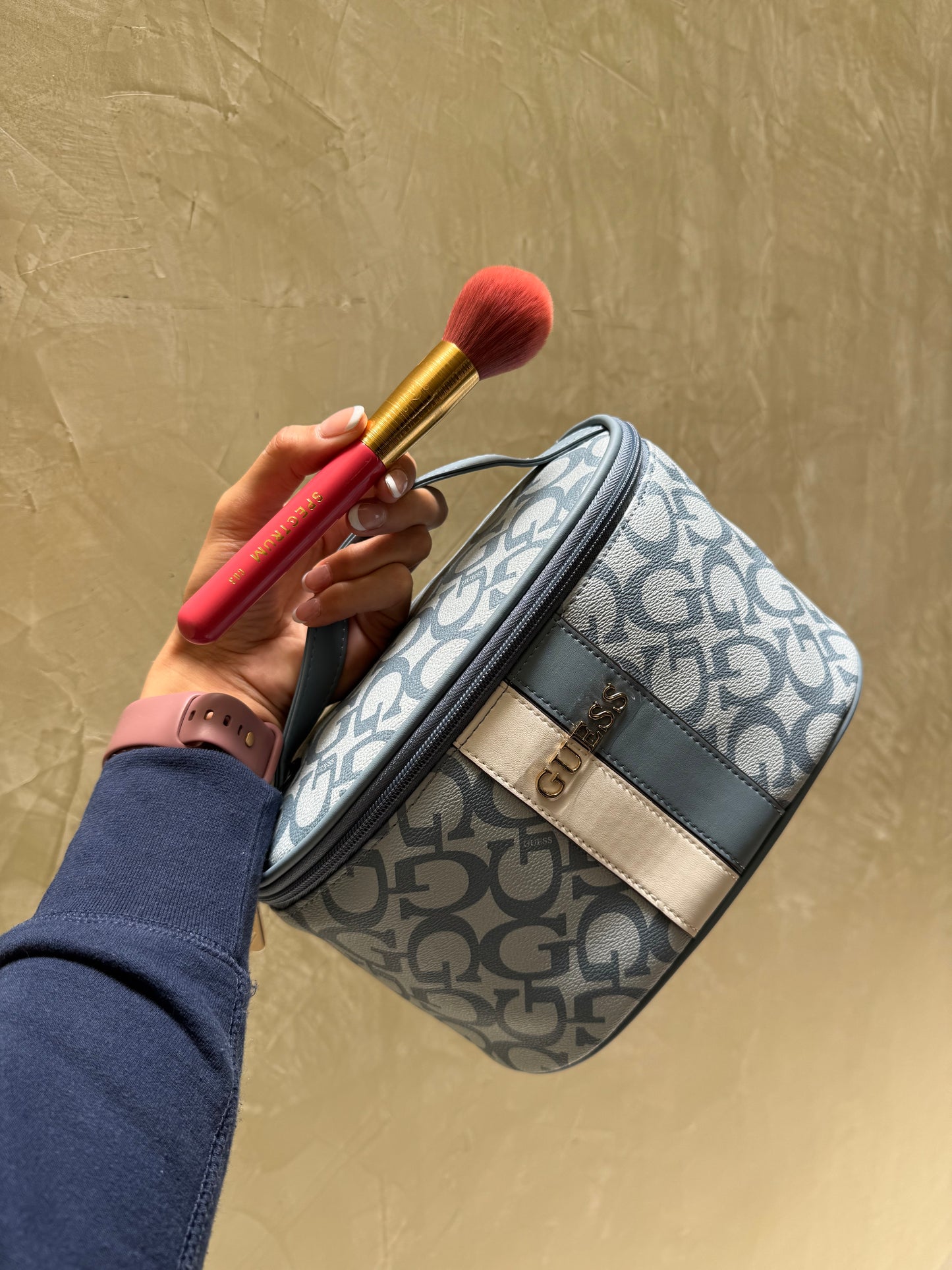 Cosmetiquera GUESS Azul