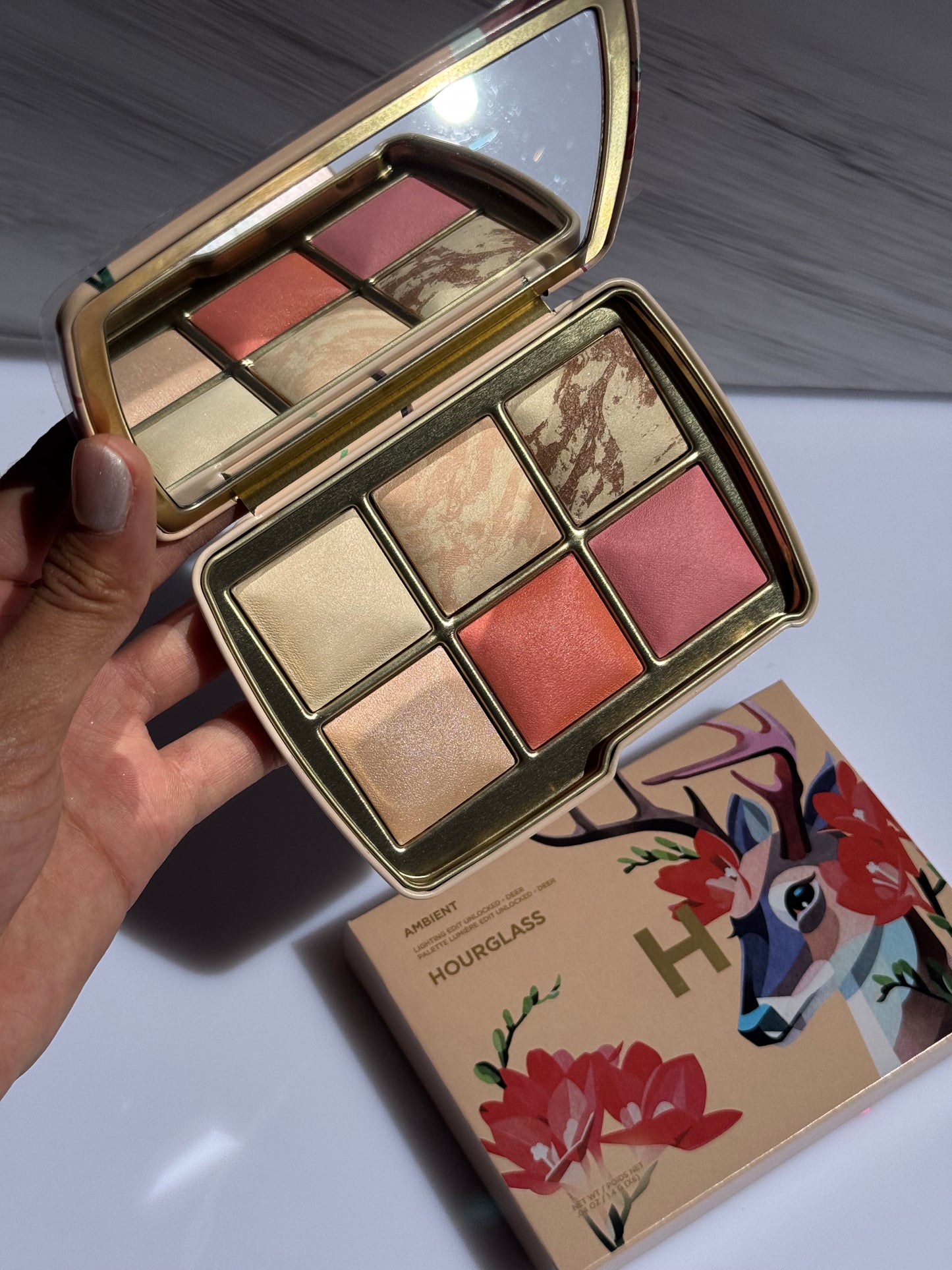Hourglass Ambient Lighting Edit Unlocked DEER Palette