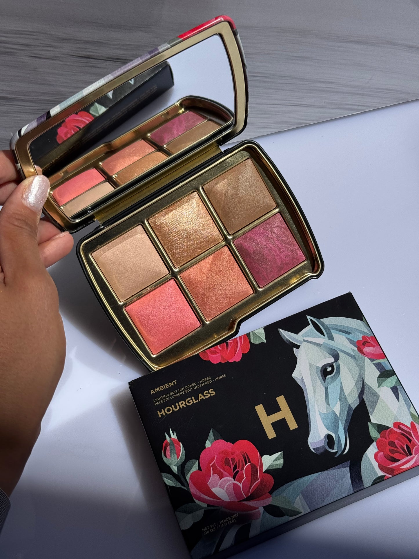 CUSTOM PALETTE -AMBIENT LIGHTING EDIT UNLOCKED - Empaque HORSE y tonos SWAN